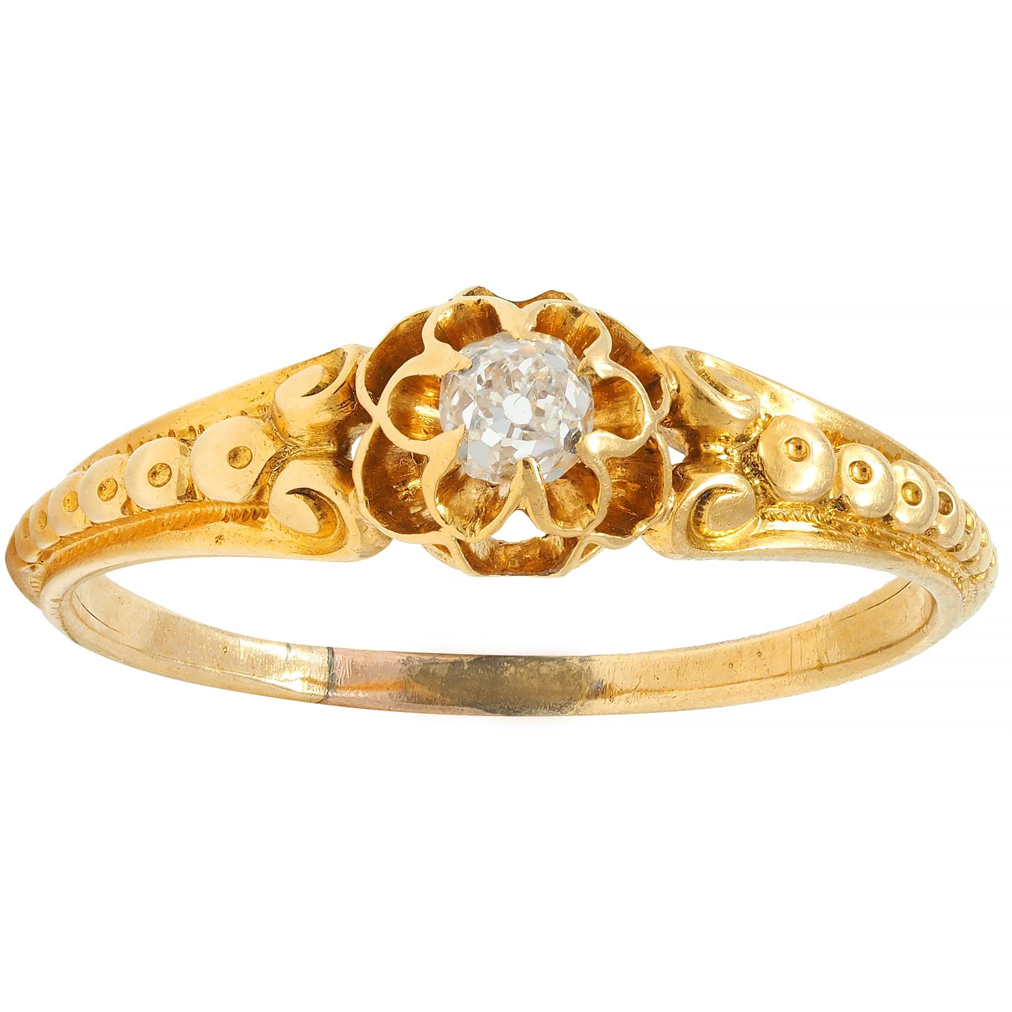 Victorian Old Mine Diamond 18 Karat Yellow Gold Belcher Antique Engagement Ring For Sale 4