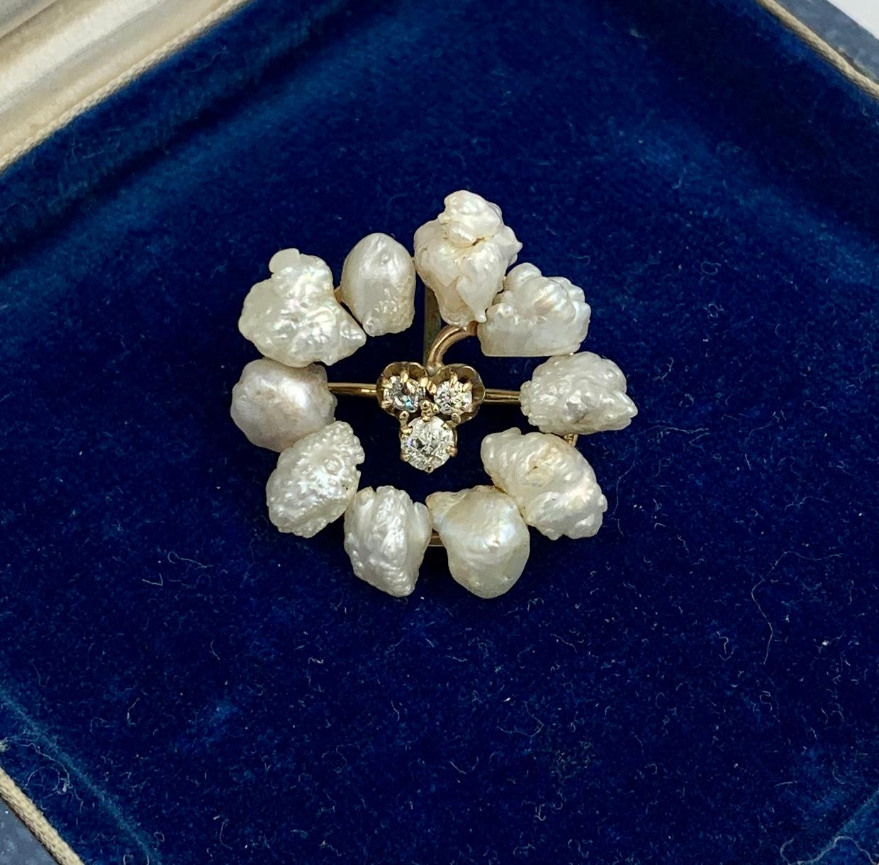 Viktorianische Halskette mit Shamrock-Anhänger, Old Mine Diamant Perle Kleeblatt Belle Epoque im Zustand „Gut“ im Angebot in New York, NY