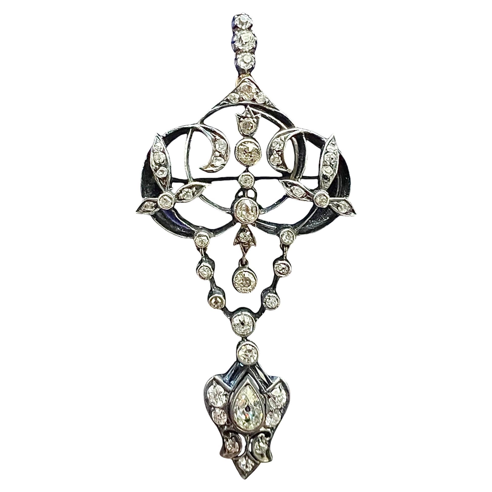 Colgante de oro y plata con diamantes de una antigua mina victoriana Circa 1890s