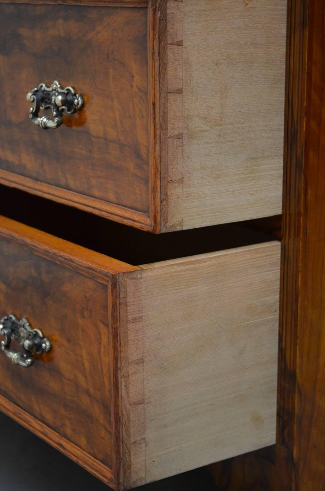 Victorian Olivewood Chest of Drawers 1