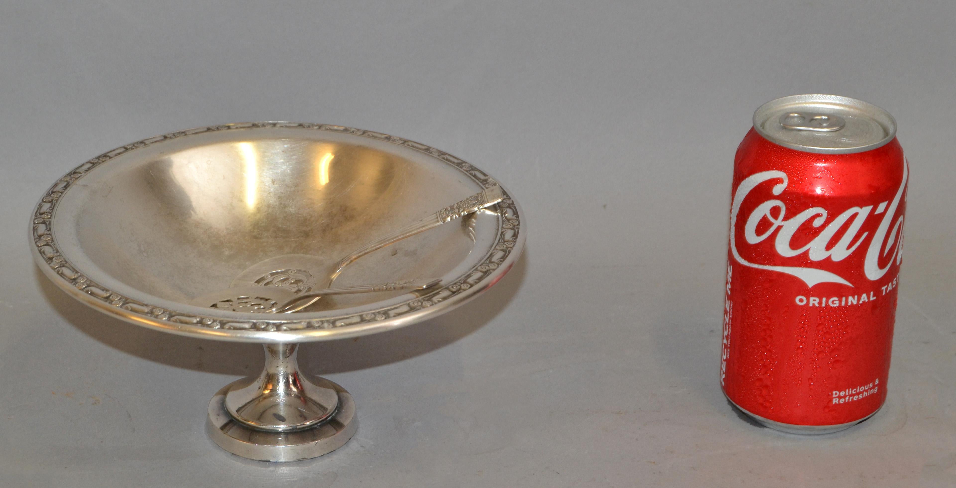 oneida silversmiths candy dish