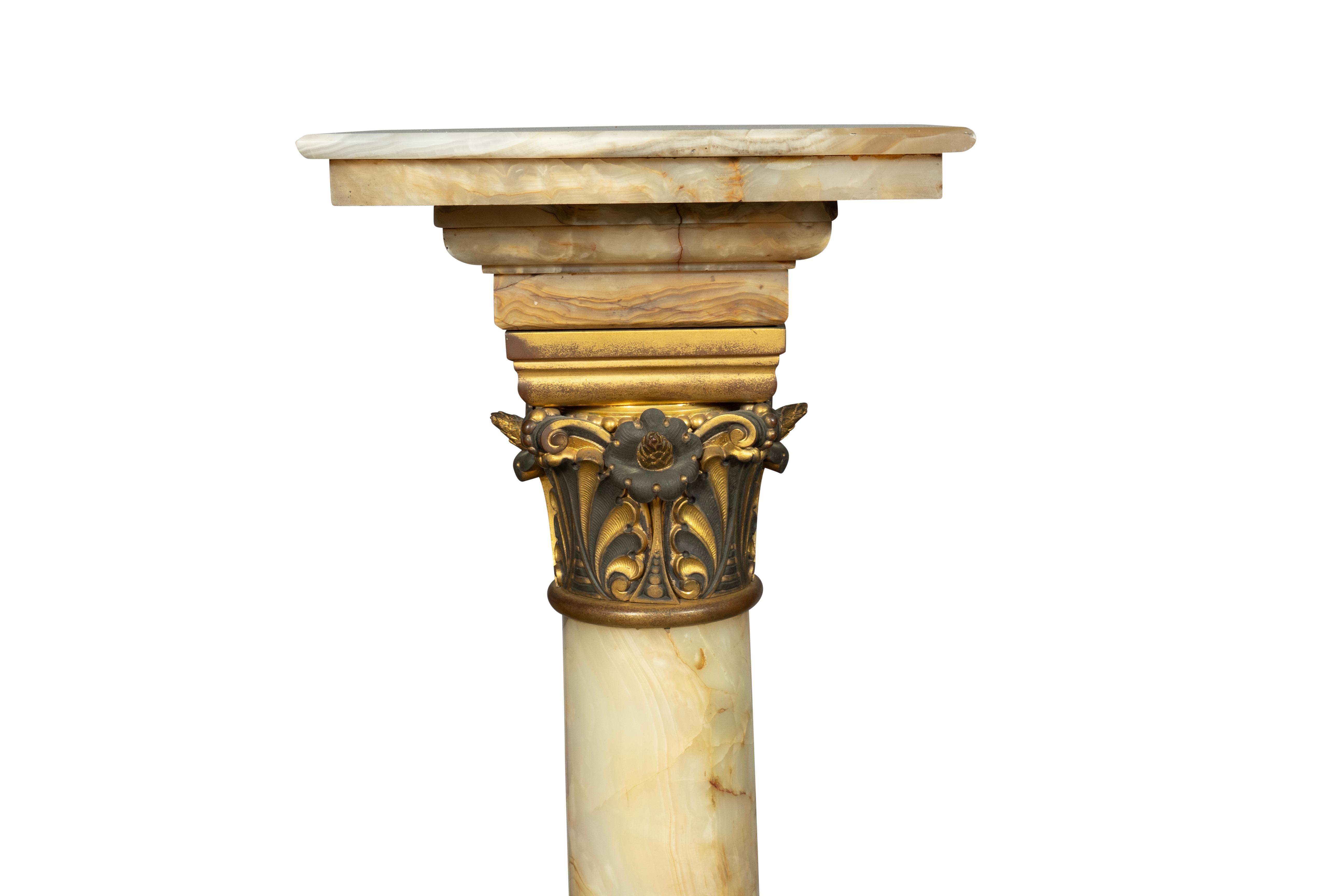 Pedestal victorien en bronze et onyx en vente 3