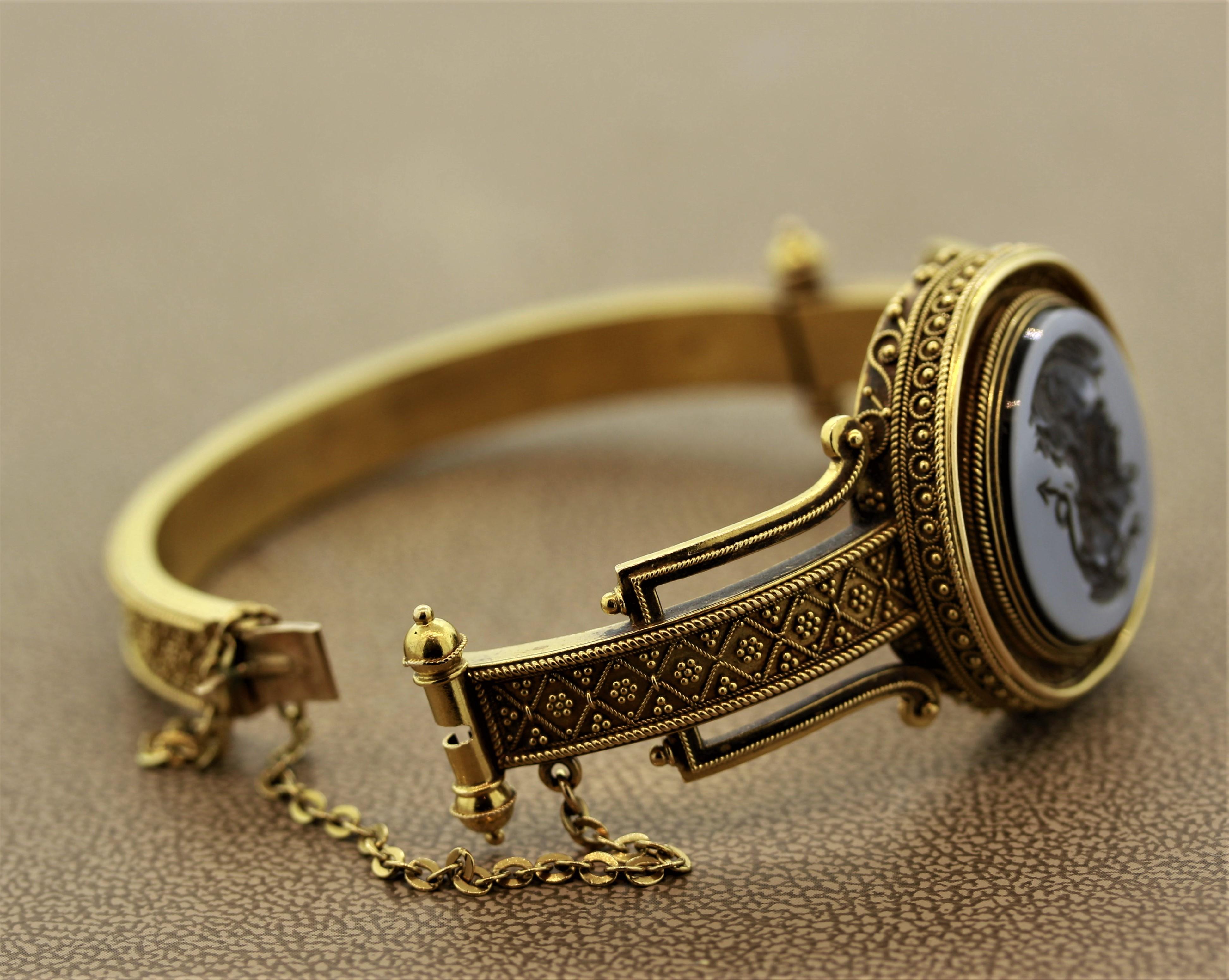 Victorian Onyx Cameo Gold Bangle Bracelet 1
