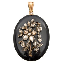 Late Victorian Rose Cut Diamond Onyx 14 Karat Gold Locket Pendant