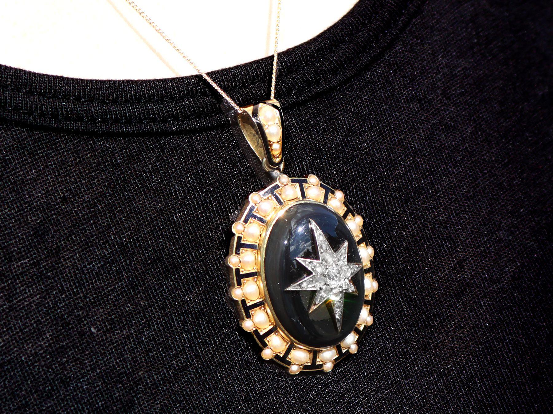 Antique Victorian Onyx, Diamond, Pearl and Enamel Yellow Gold Locket For Sale 3