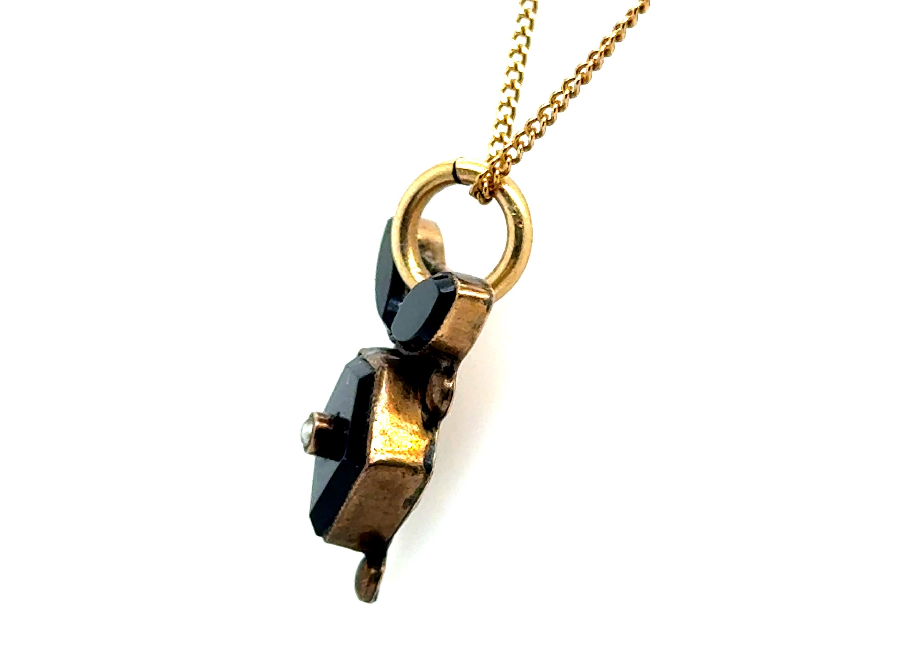 Cabochon Ciondolo di collana di onice vittoriano in oro giallo 14K originale antico del 1850 in vendita