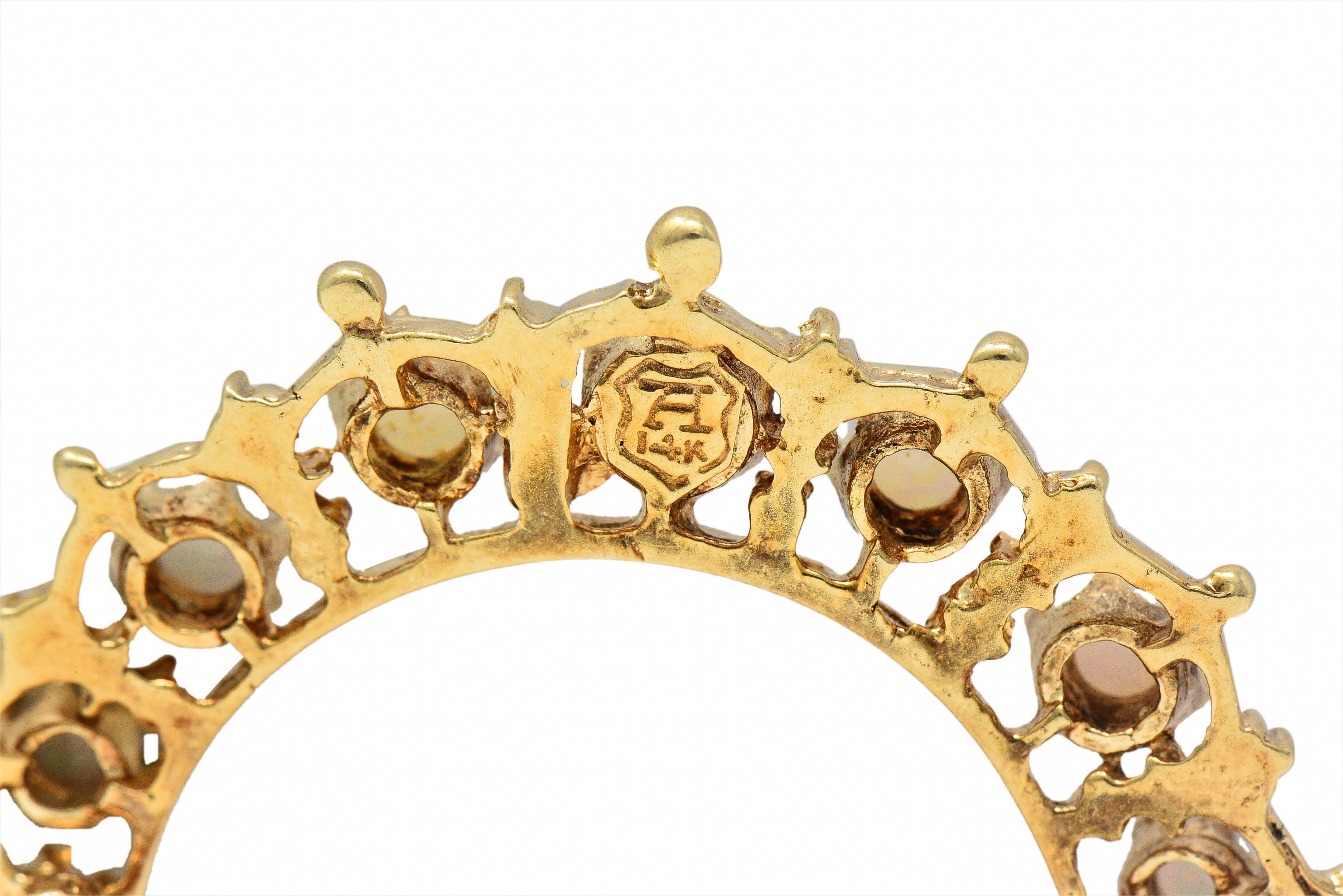 Women's or Men's Victorian Opal 14 Karat Yellow Gold Antique Crescent Brooch For Sale
