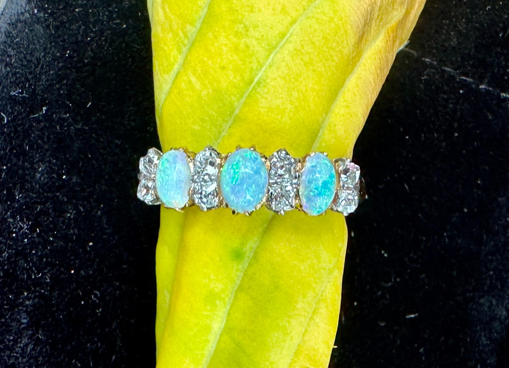 Taille vieille mine Victorian Opal .8 Carat Old Mine Cut Diamond Ring Antique Wedding Engagement en vente