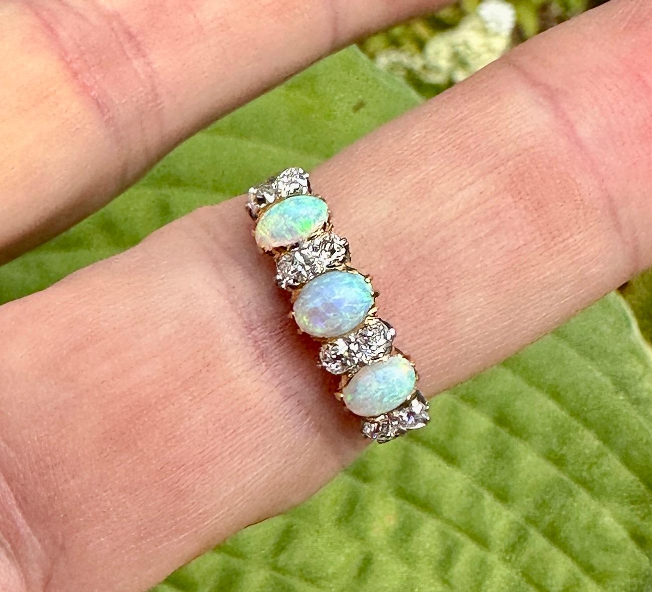 Victorian Opal .8 Carat Old Mine Cut Diamond Ring Antique Wedding Engagement en vente 2