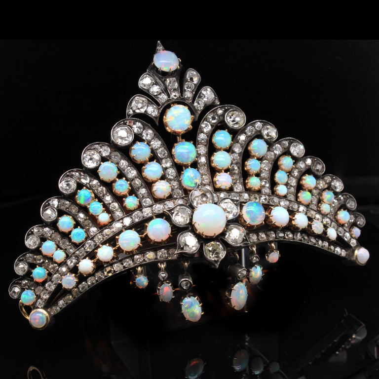 Victorian Opal and Diamond Crown Tiara Haircomb Necklace, circa 1880s In Good Condition For Sale In Idar-Oberstein, DE