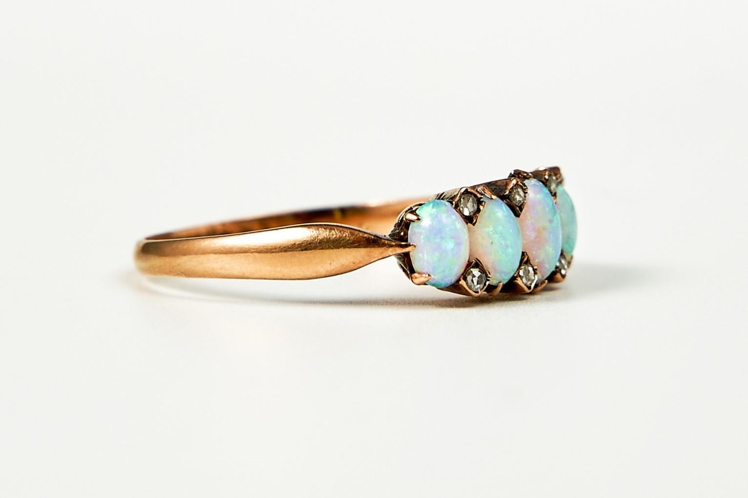 Victorian opal and diamond five stone ring. In Good Condition For Sale In Malmö, SE