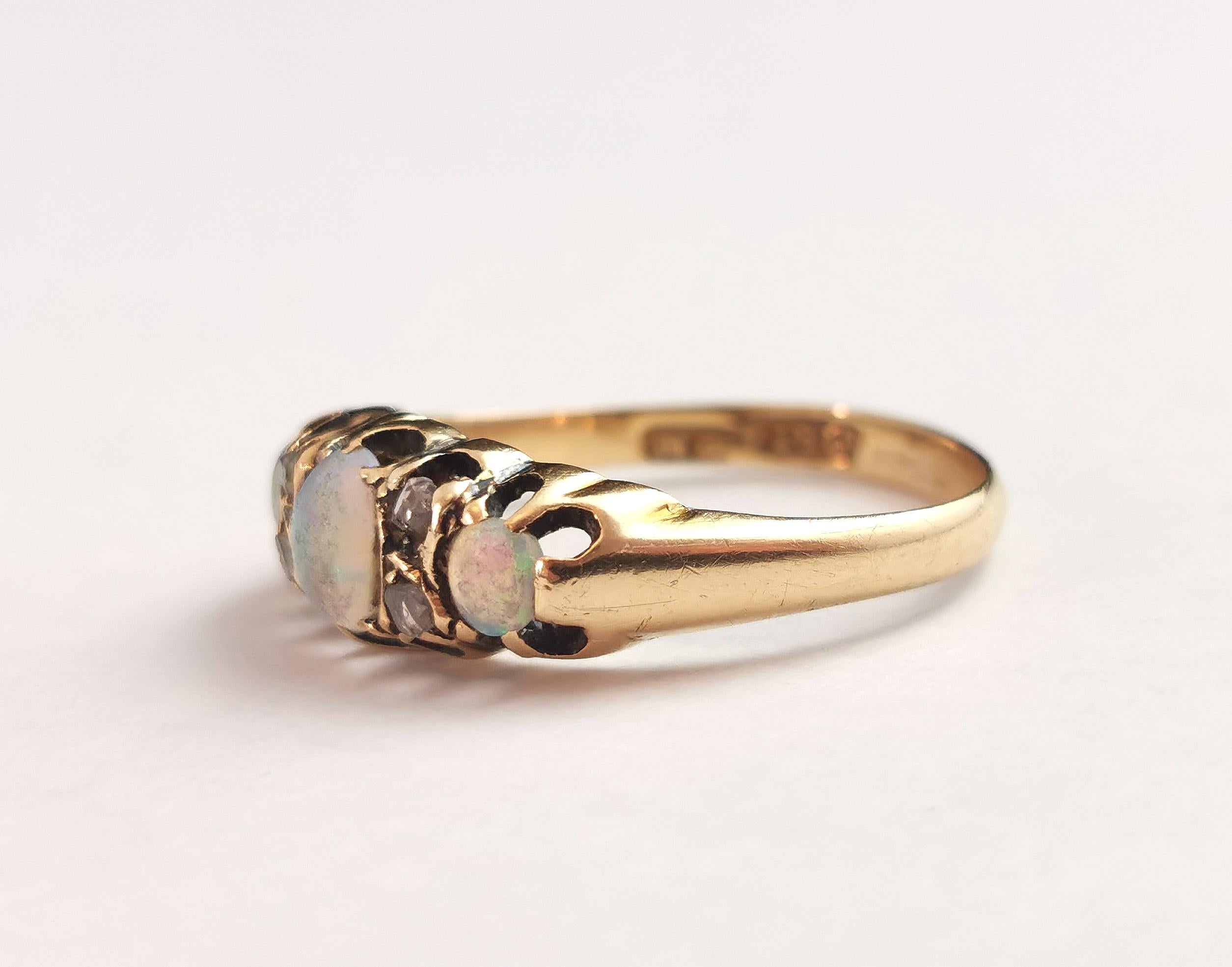 Victorian Opal and Rose Cut Diamond Ring, 18 Karat Yellow Gold 11