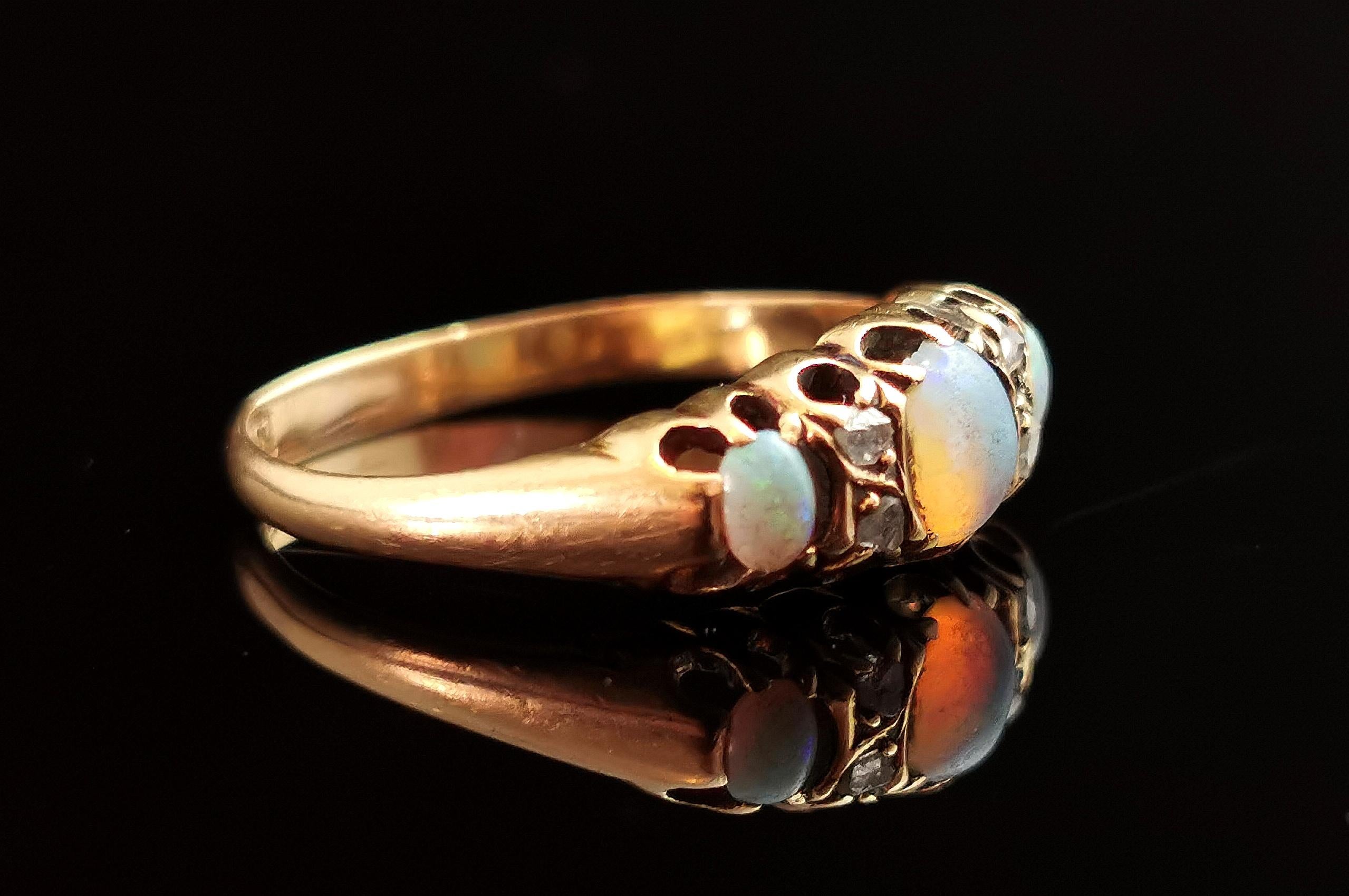 Victorian Opal and Rose Cut Diamond Ring, 18 Karat Yellow Gold 4