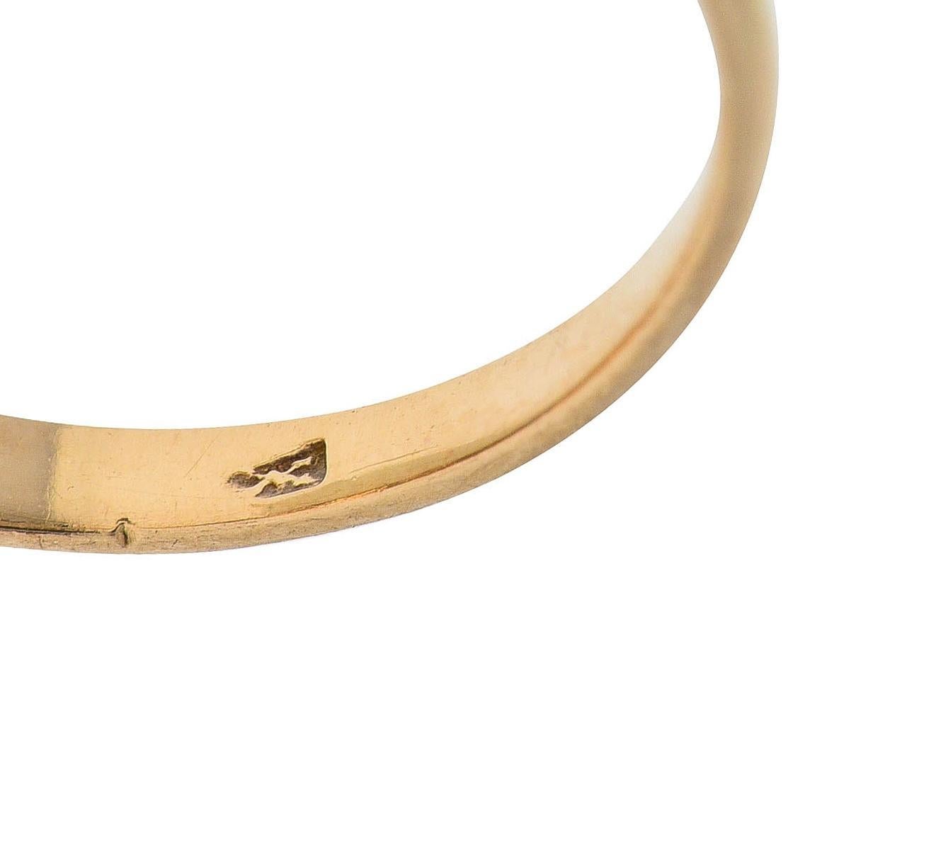 Antiker viktorianischer Opal Cabochon Diamant 14 Karat Gelbgold Fünf Stein Antiker Ring 3
