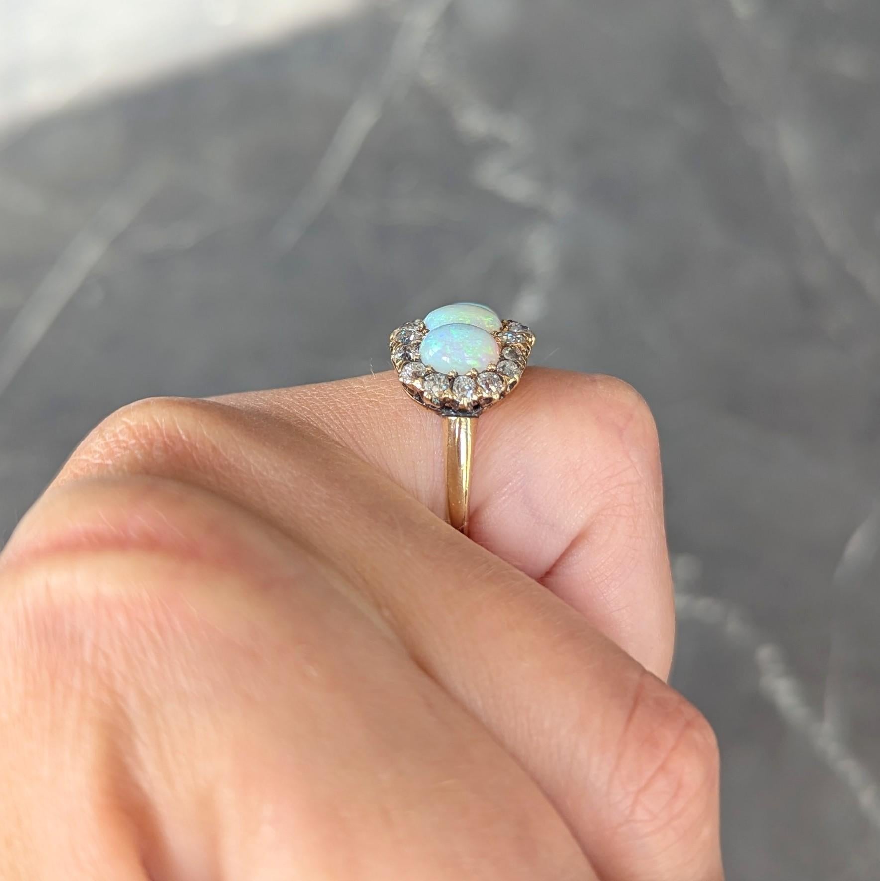 Bague Victorienne Opale Diamant Or Jaune 14 Karat Bague Opale Antique en vente 5