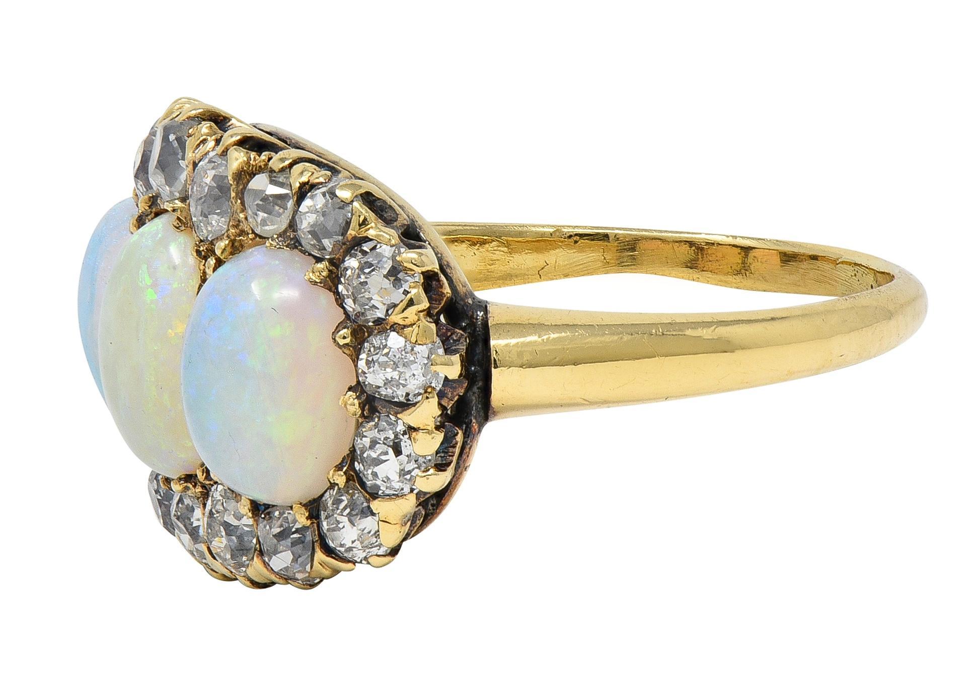 Bague Victorienne Opale Diamant Or Jaune 14 Karat Bague Opale Antique Pour femmes en vente