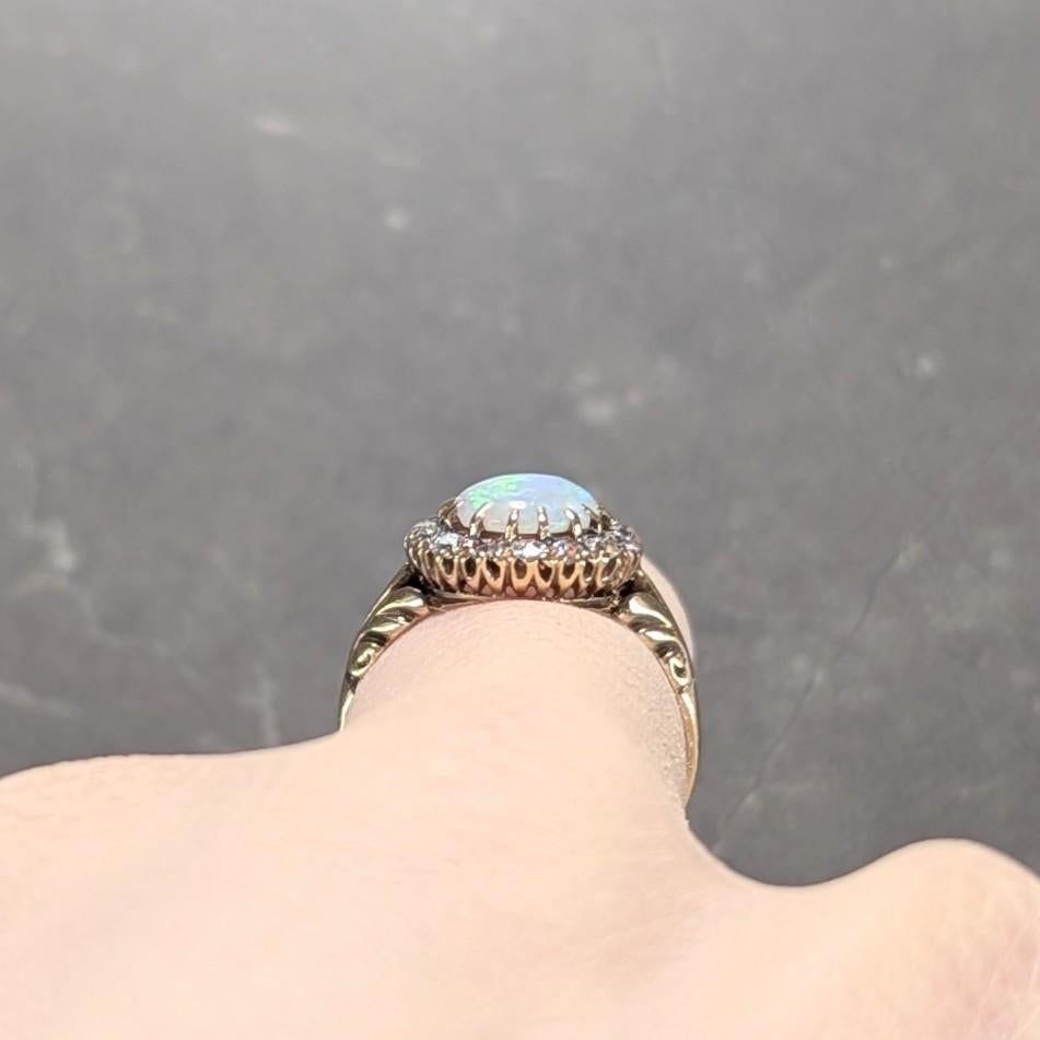 Bague victorienne en or jaune 18 carats avec opale et diamants en vente 4