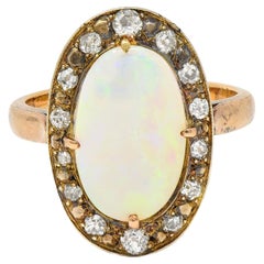 Bague victorienne en or jaune 18 carats avec opale et diamants