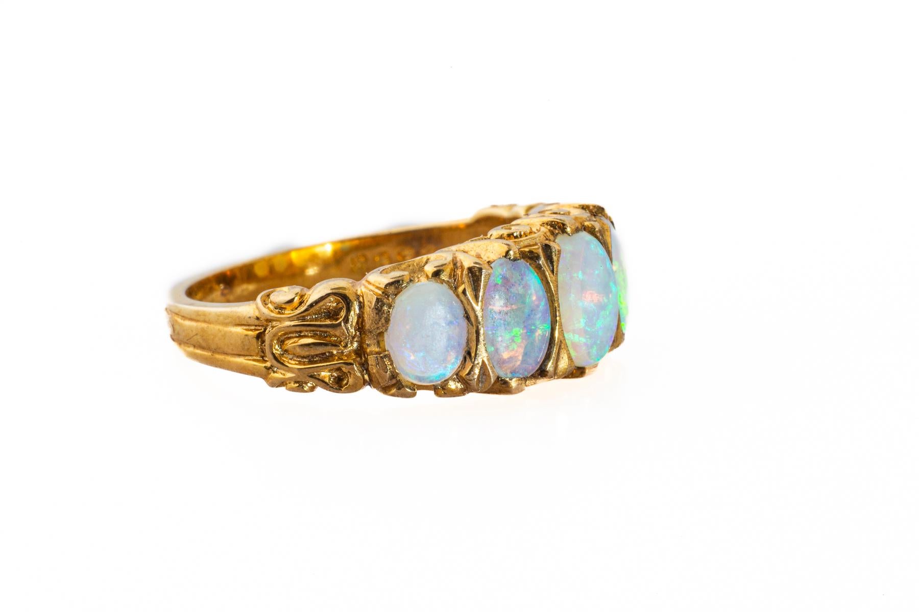 Victorien Bague victorienne à cinq pierres en opale en vente