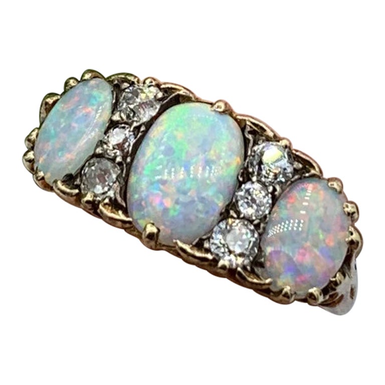 Viktorianischer Opal Old Mine Cut Diamantring Gold Antiker Verlobungsring