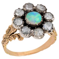 Viktorianischer Opal-Cluster-Ring aus 14 Karat Gelbgold und Silber mit Diamanten im Rosenschliff