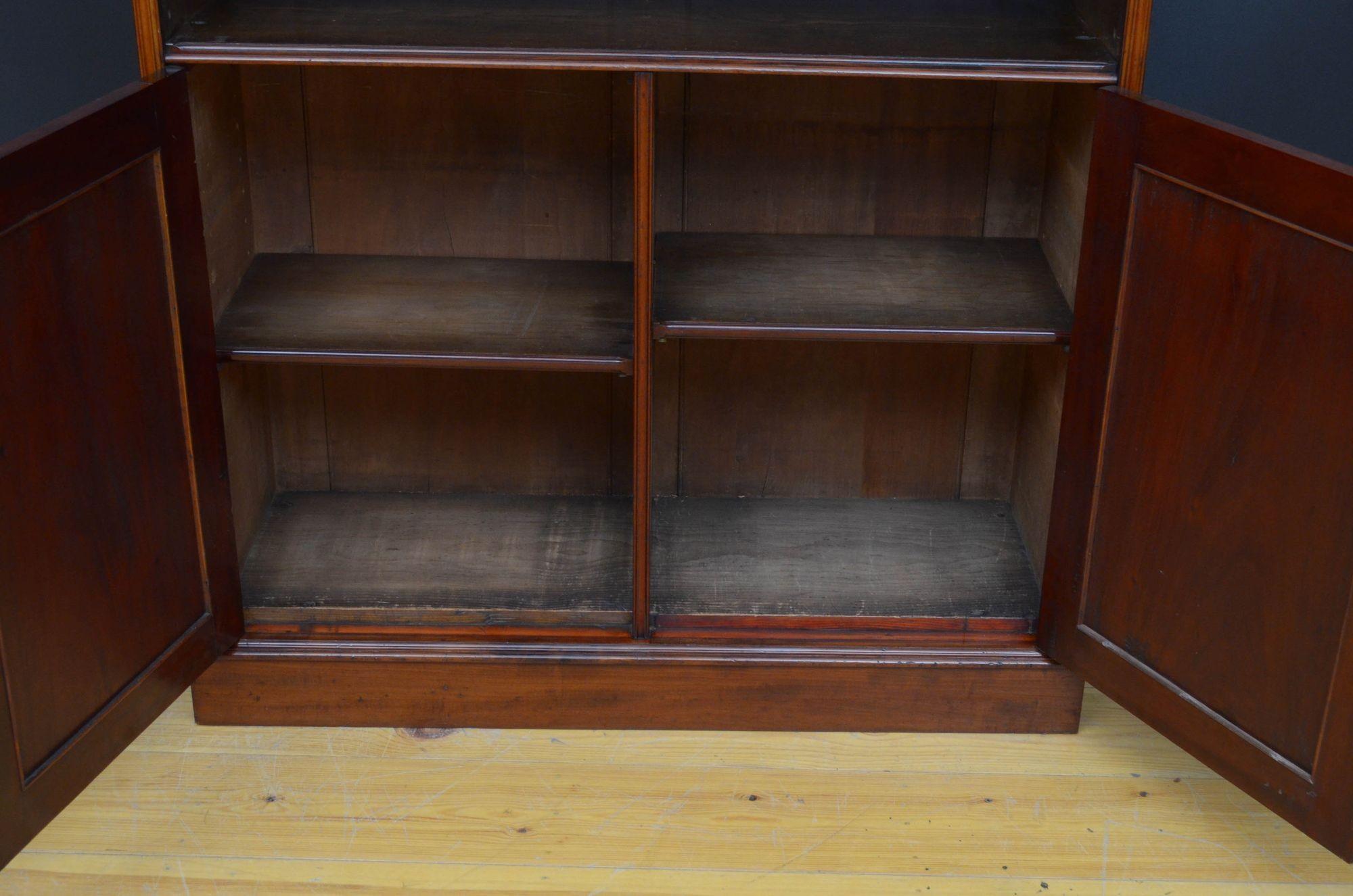 Victorian Open Bookcase in Solid Mahogany For Sale 2