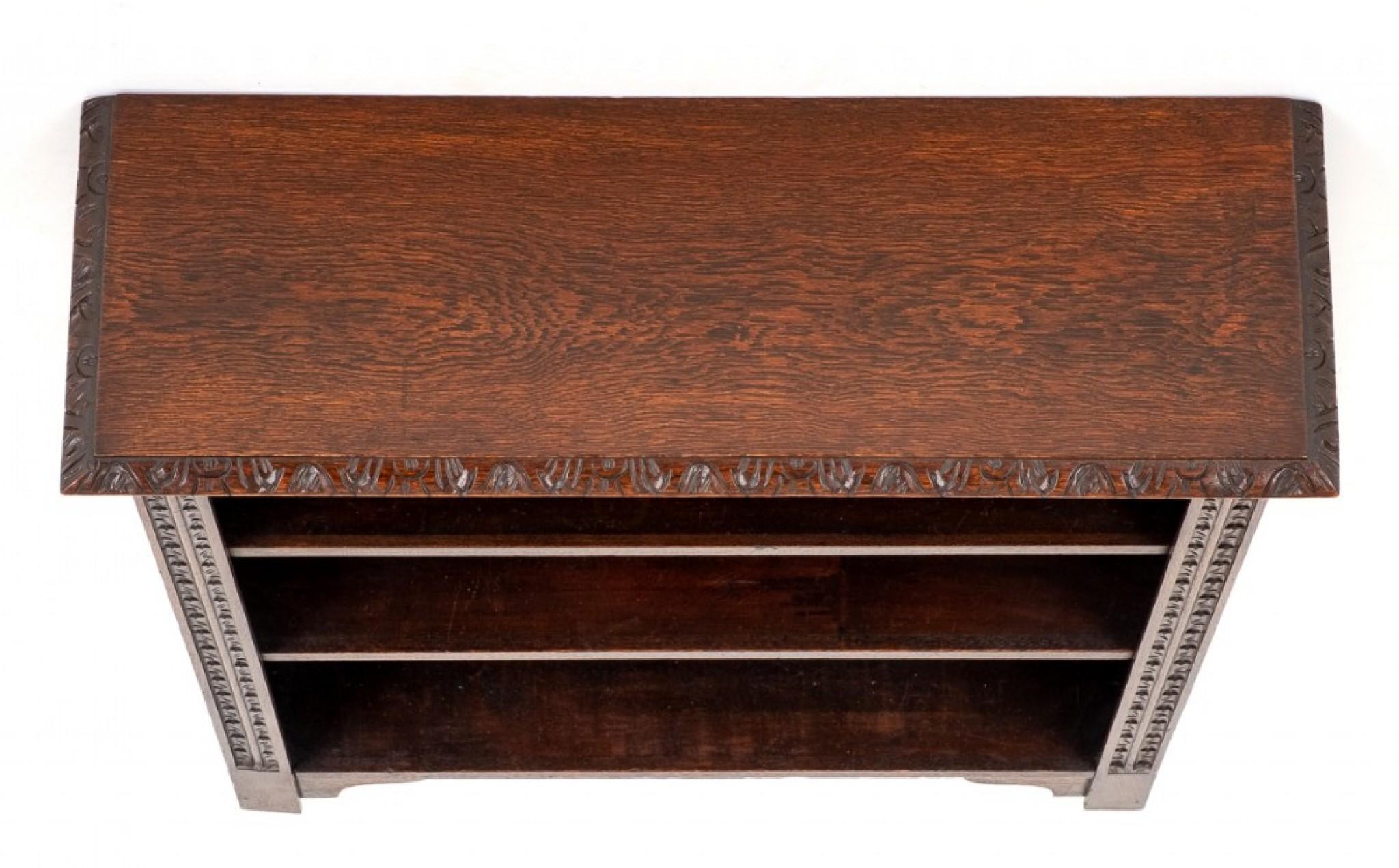 Victorian Open Bookcase Oak 1900 In Good Condition For Sale In Potters Bar, GB