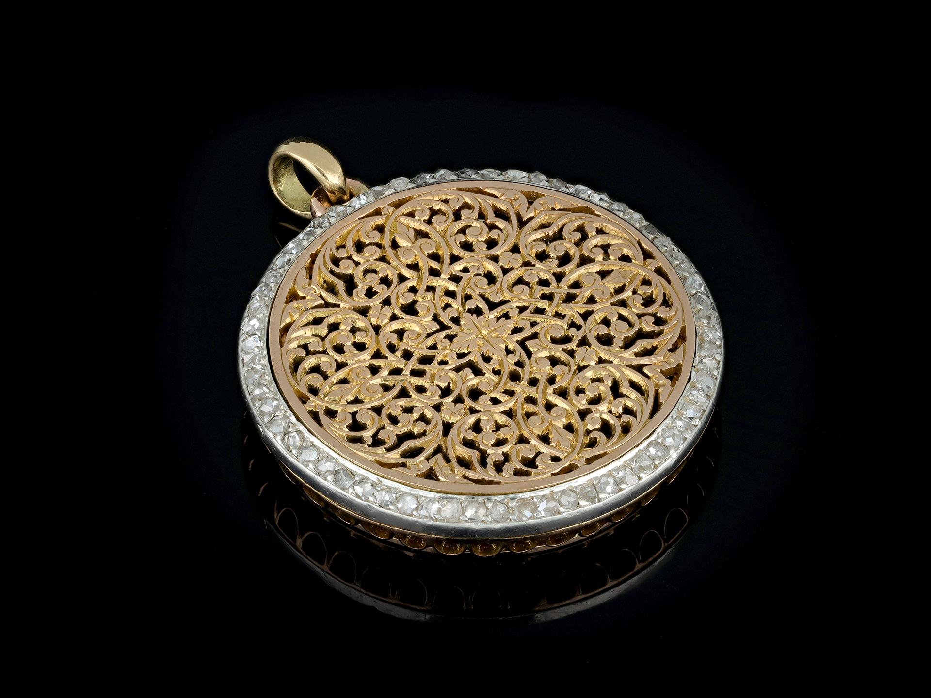 Victorian openwork diamond pendant, circa 1875. In Good Condition For Sale In London, GB