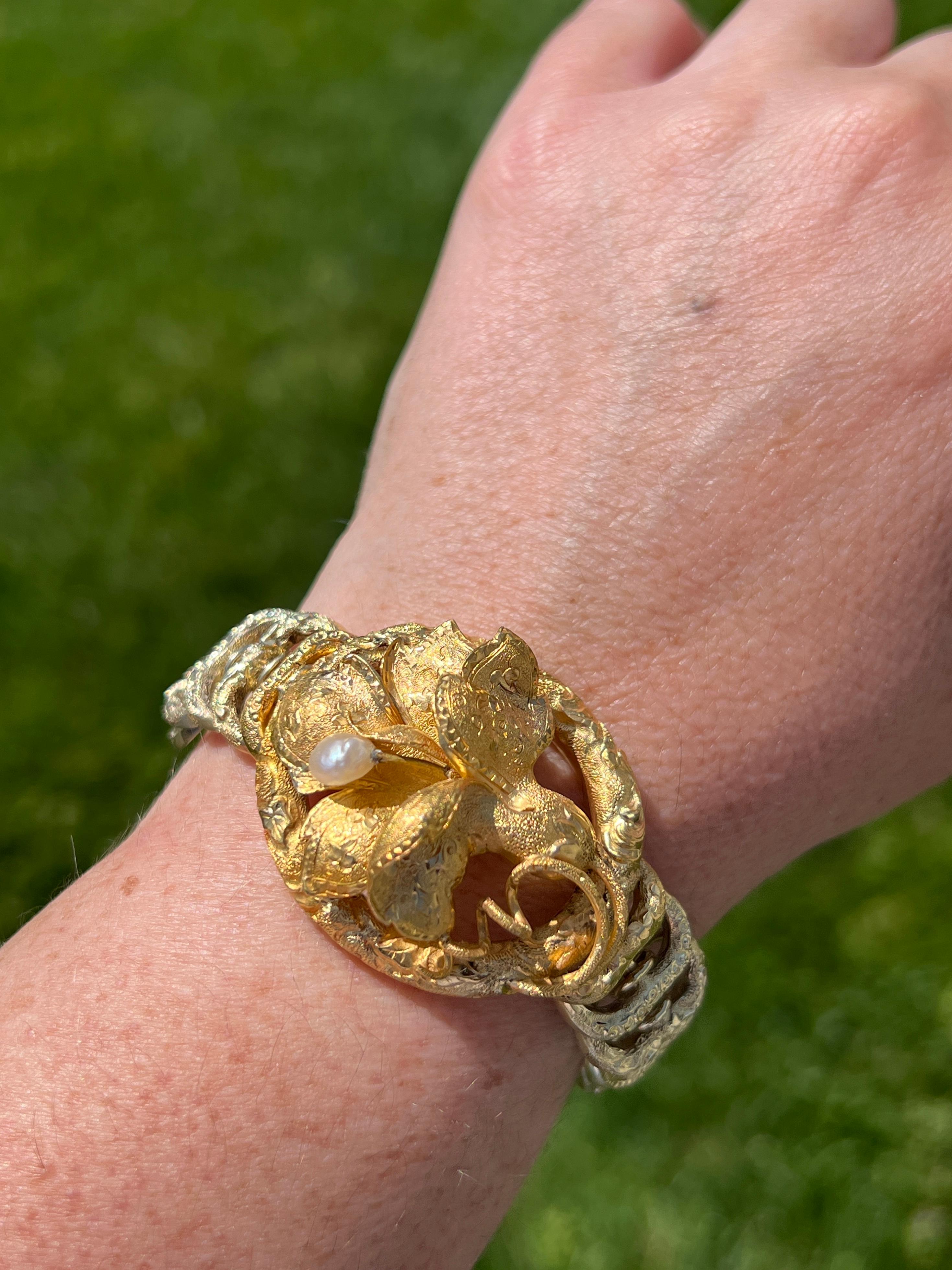 Bracciale vittoriano con motivo a orchidea in oro giallo e perle A Link In condizioni buone in vendita a Towson, MD