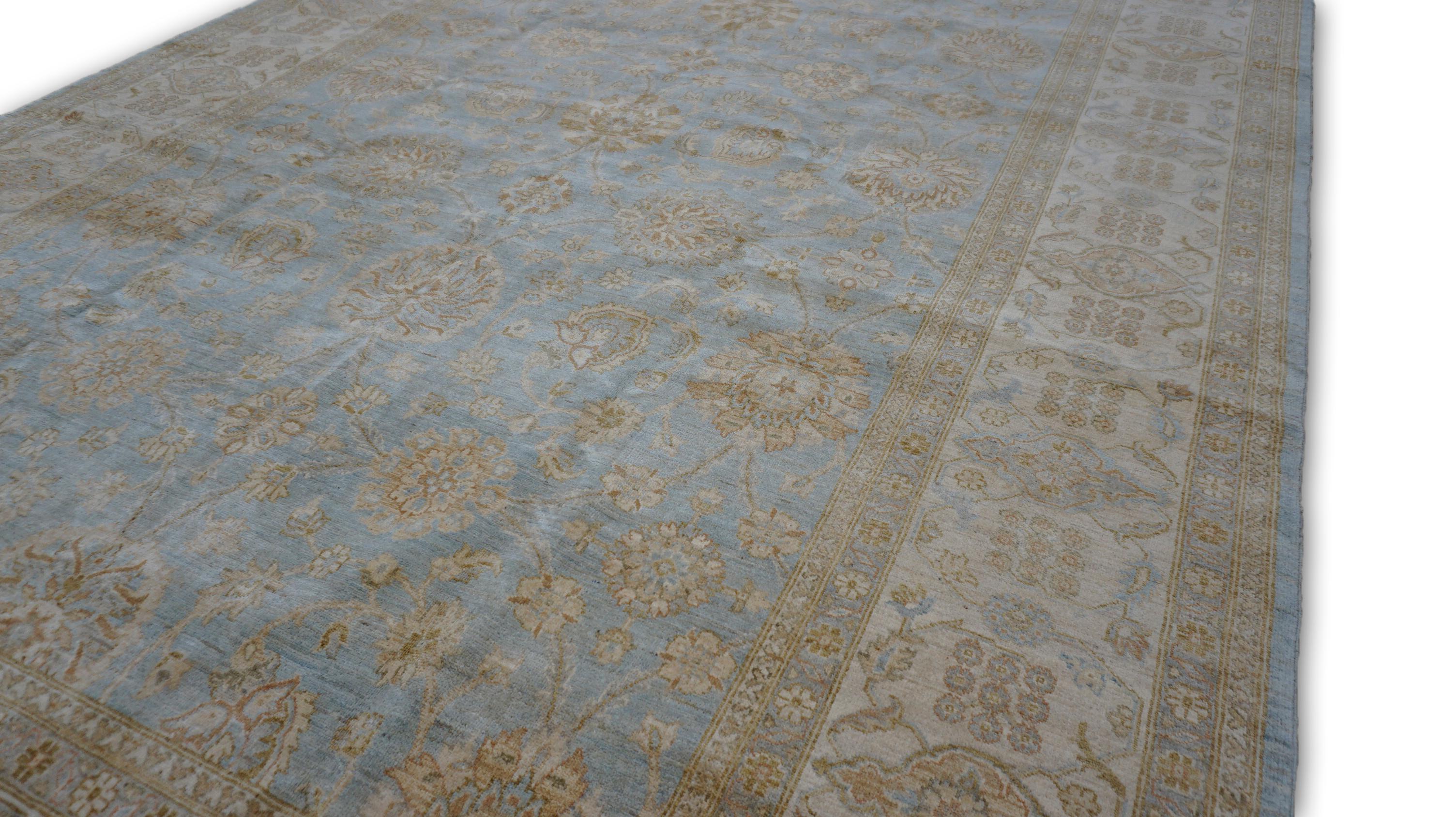 Viktorianischer Oushak Lt-Wollteppich in Blau, Elfenbein und Hellbraun 9'x16' (Wolle) im Angebot