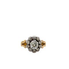 Anello vittoriano ovale con diamanti a grappolo in oro giallo e argento 22 ct.