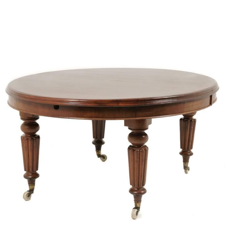 English Victorian Oval Extending Table