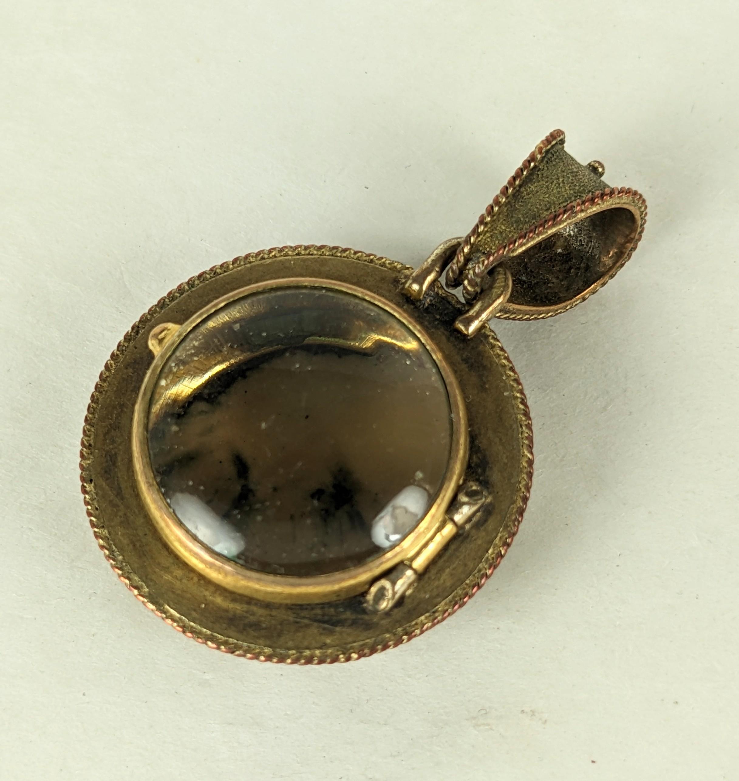 Victorian Painted Etruscan Locket  For Sale 1
