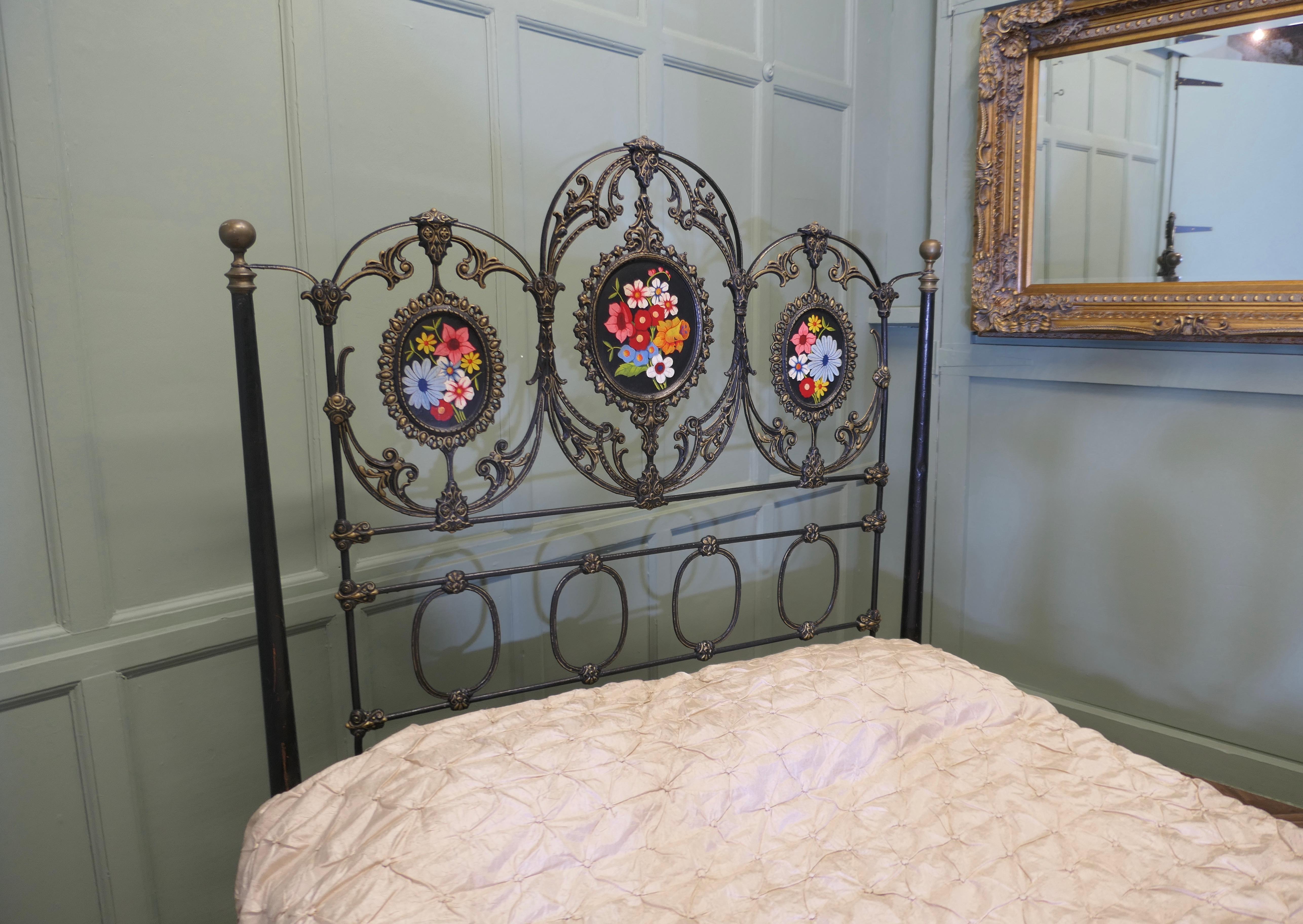 Victorian painted Iron Double Bed   This is a unique and very pretty bed In Good Condition In Godshill, Isle of Wight
