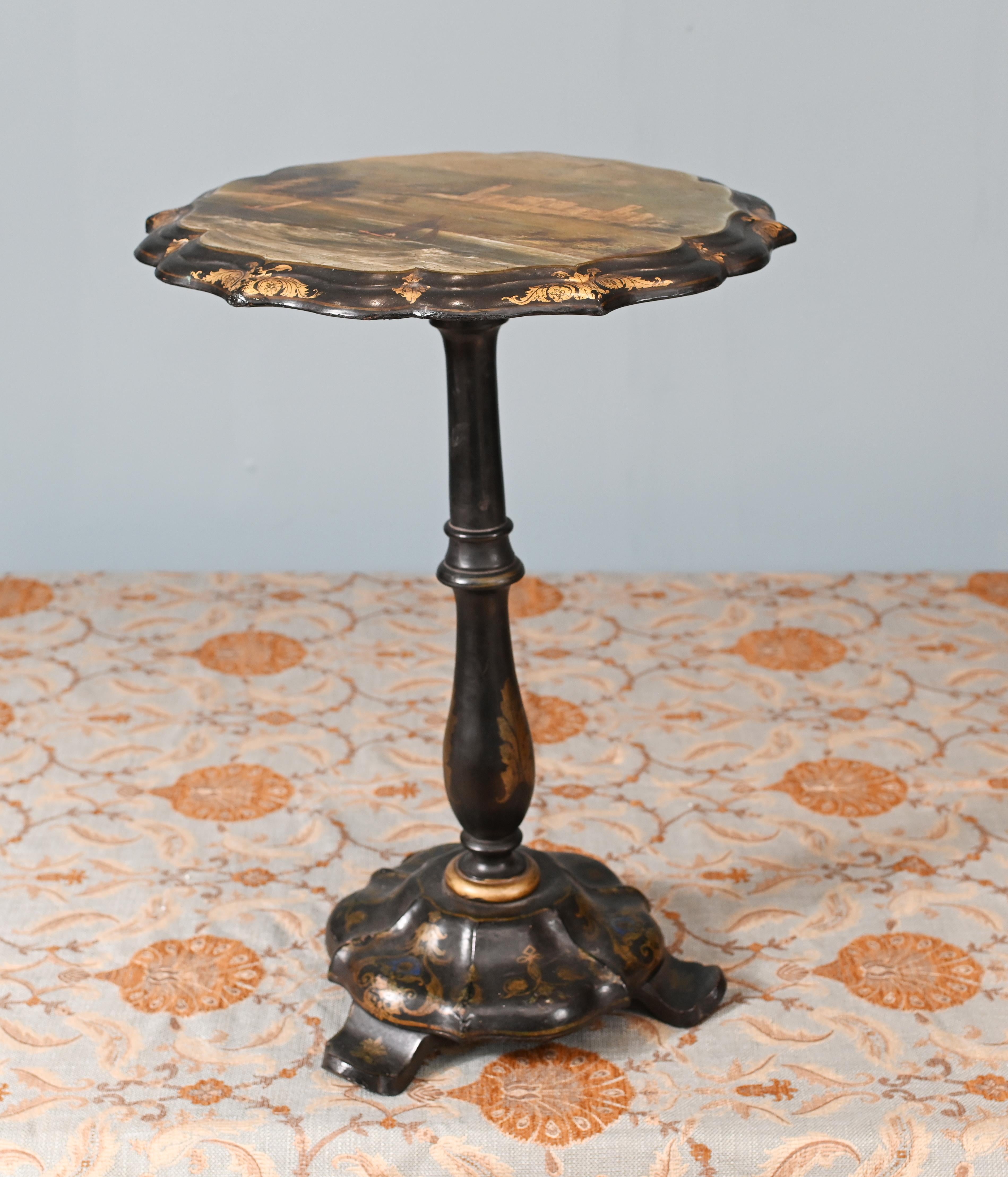 Victorian Painted Side Table 1880 Osbourne House Queen Victoria For Sale 3