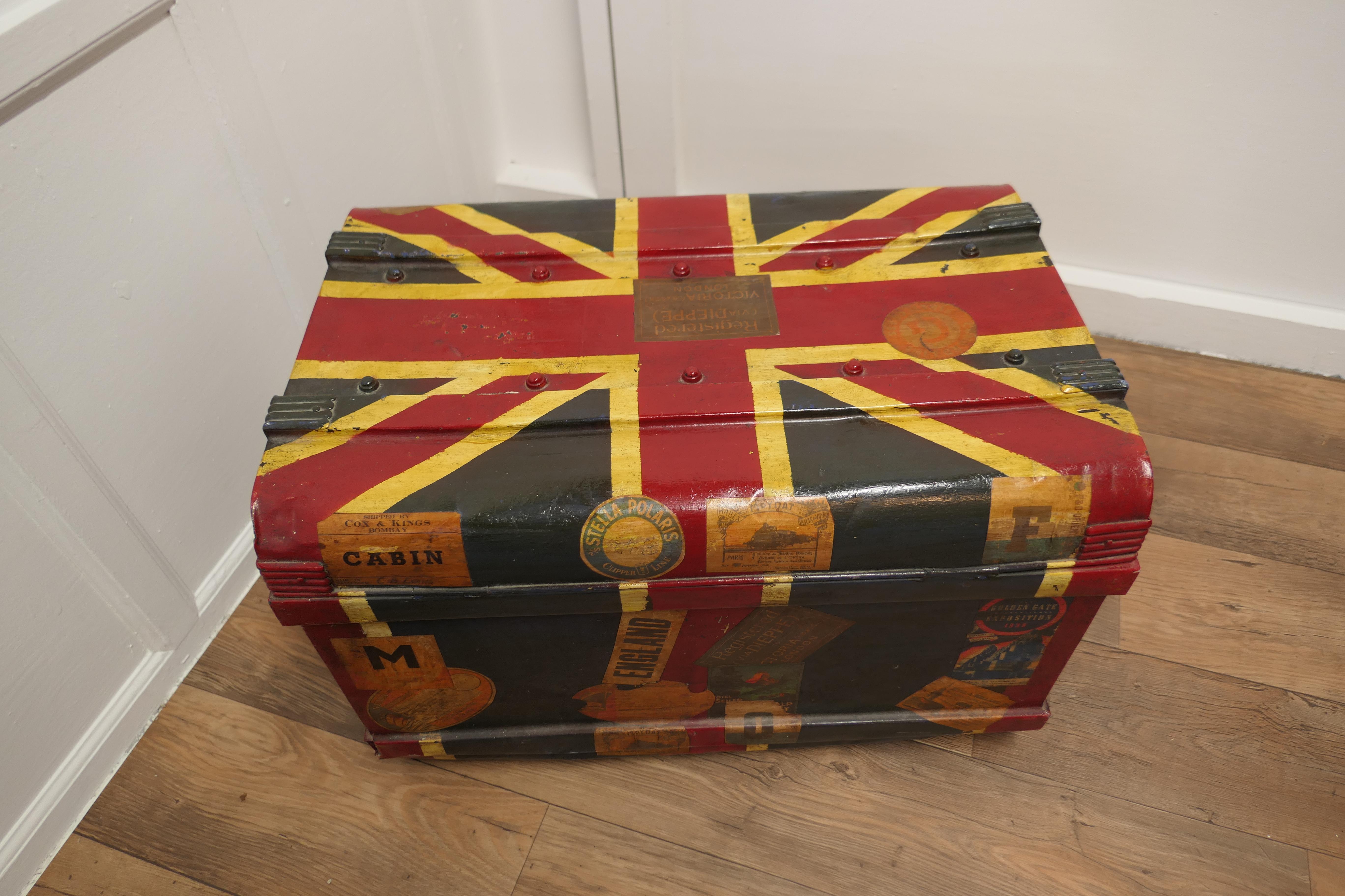 Victorian Painted Tin Trunk, Union Jack This is a Very Attractive Piece 2