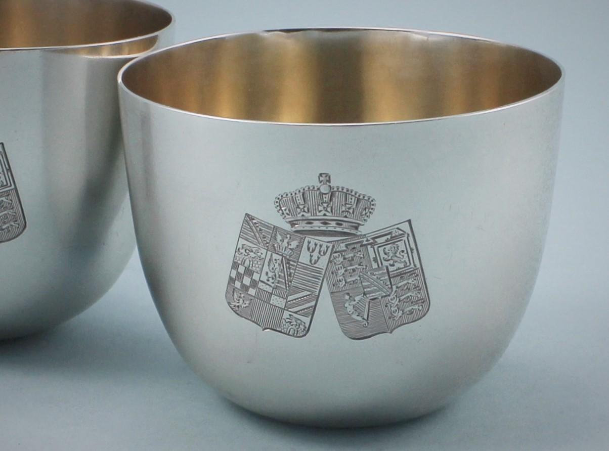 Victorian Pair of Sterling Silver Tumbler Cups, London, 1891 For Sale 1