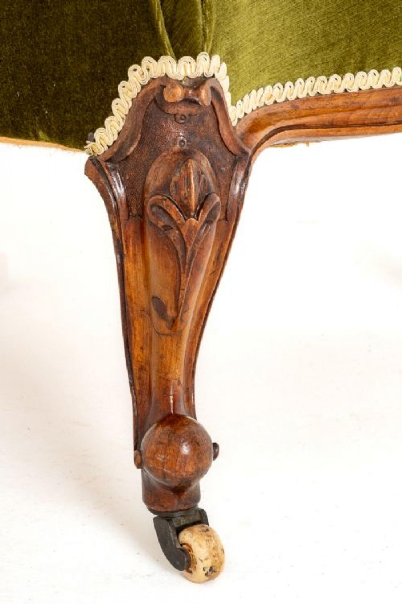 Victorian Parlour Arm Chair Walnut For Sale 3