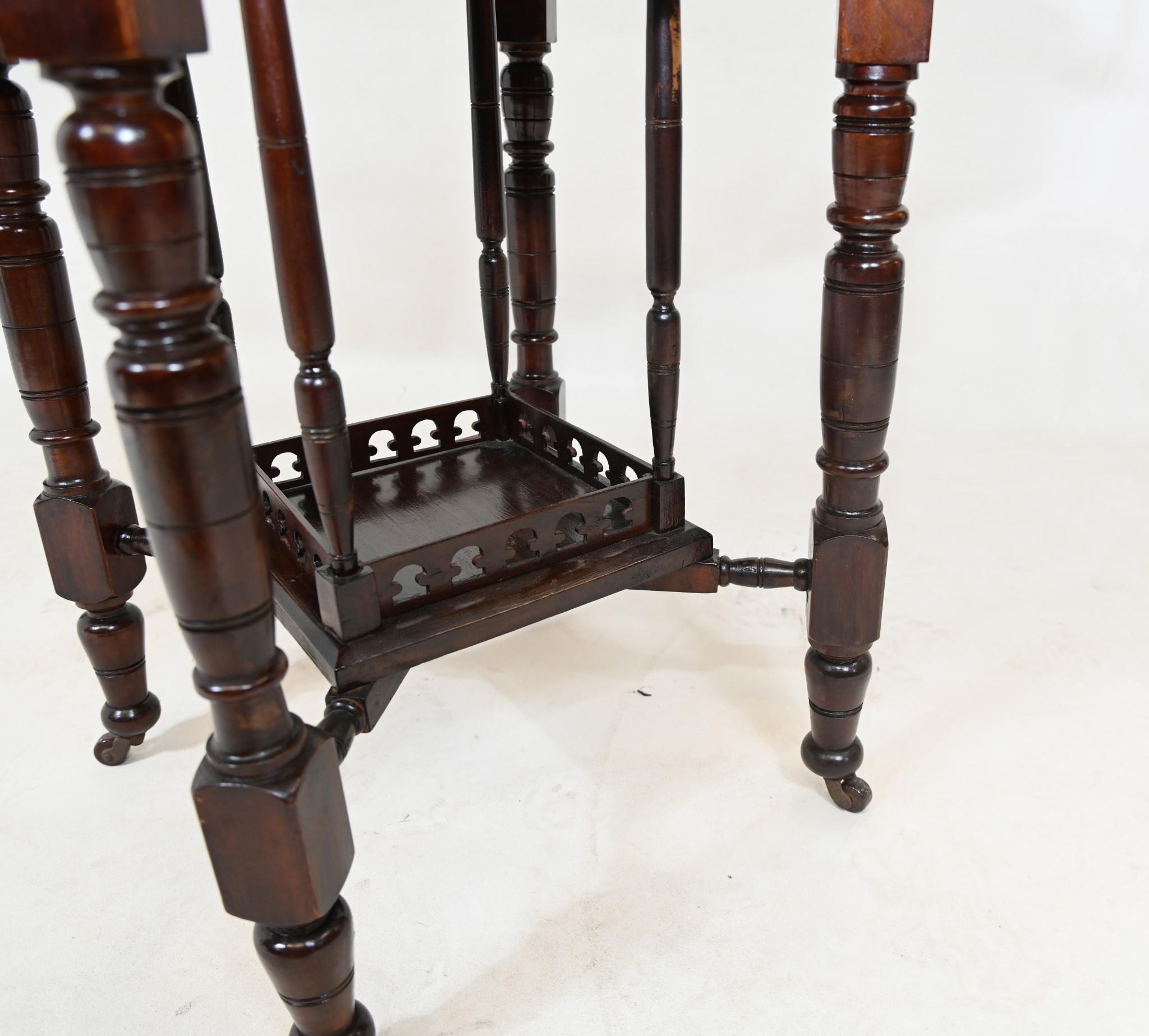 Elegantly shaped Victorian parlour or side table
Hand crafted from mahogany with curved octagonal design to the top
Hand turned legs
Circa 1890 on this piece
Offered in great shape ready for home use right away
We ship to every corner of the planet