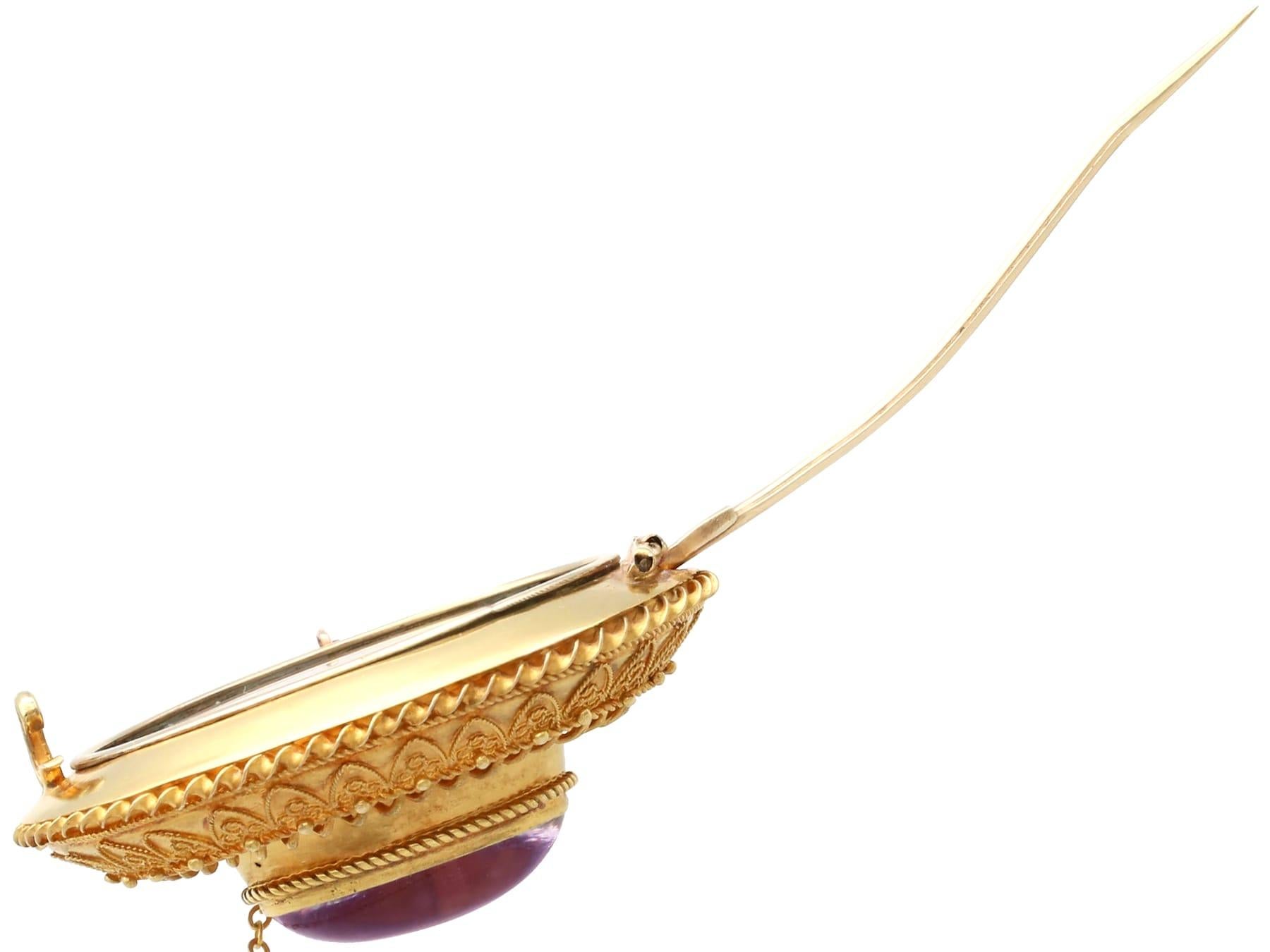 Victorian Paste Cabochon Foil and 15K Yellow Gold Brooch For Sale 2
