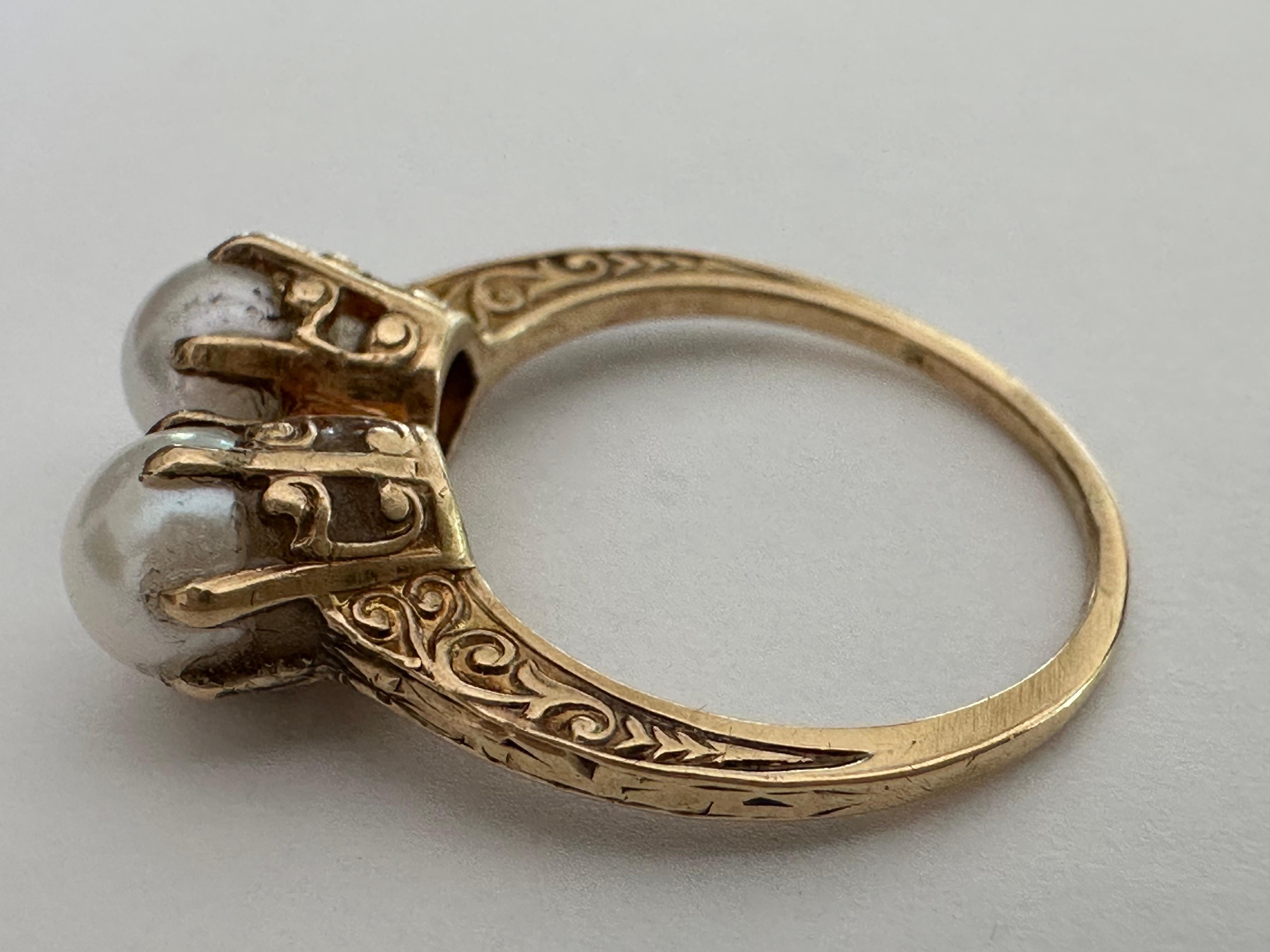 Viktorianischer Perlen- und 14K Gelbgold Toi et Moi Ring (Rundschliff) im Angebot