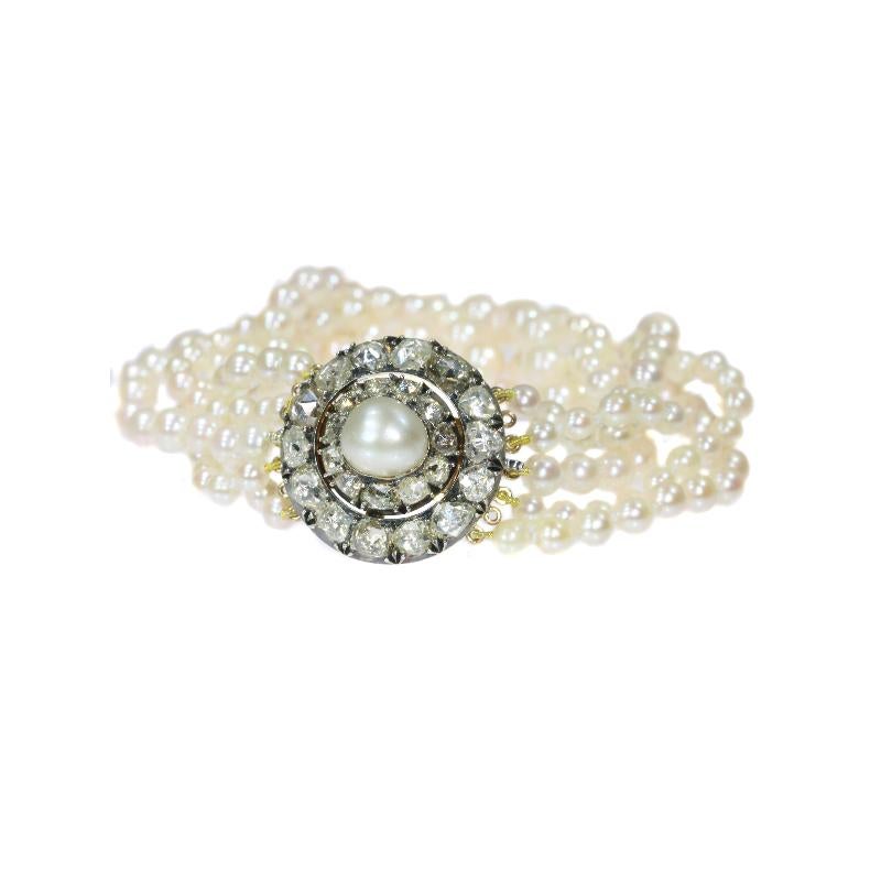 Antique 5-string Pearl Bracelet with Rose Cut Diamond Closure and Real Big Pearl For Sale