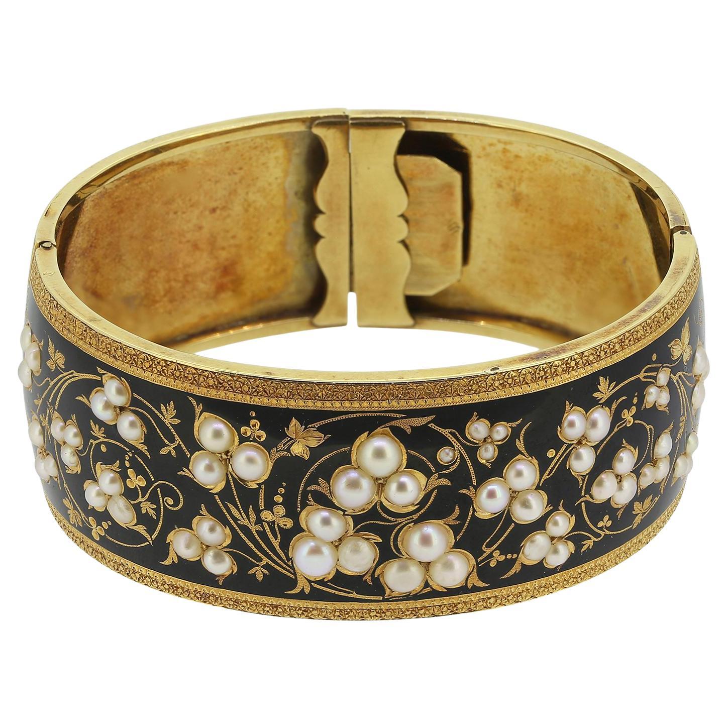 Bracelet victorien en perles et émail feuillagé