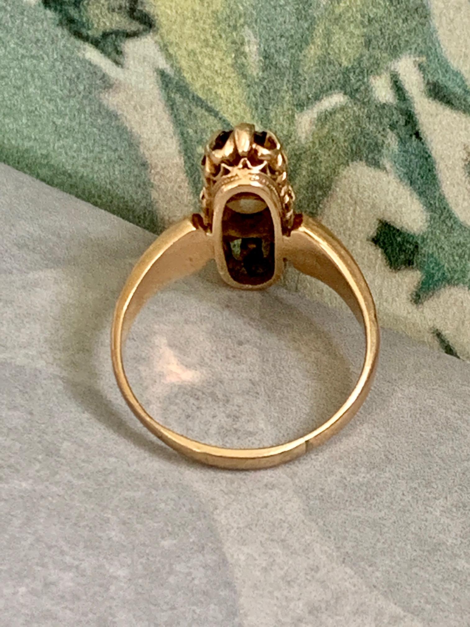 Victorian Pearl and Garnet 14 Karat Yellow Gold Ring - Size 11 In Good Condition In St. Louis Park, MN