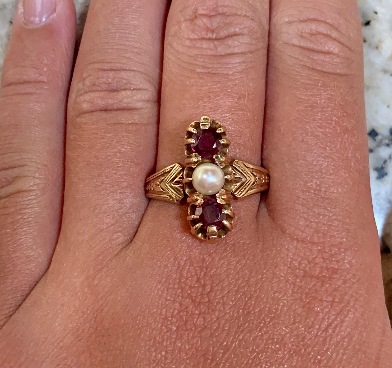 Women's Victorian Pearl and Garnet 14 Karat Yellow Gold Ring - Size 11