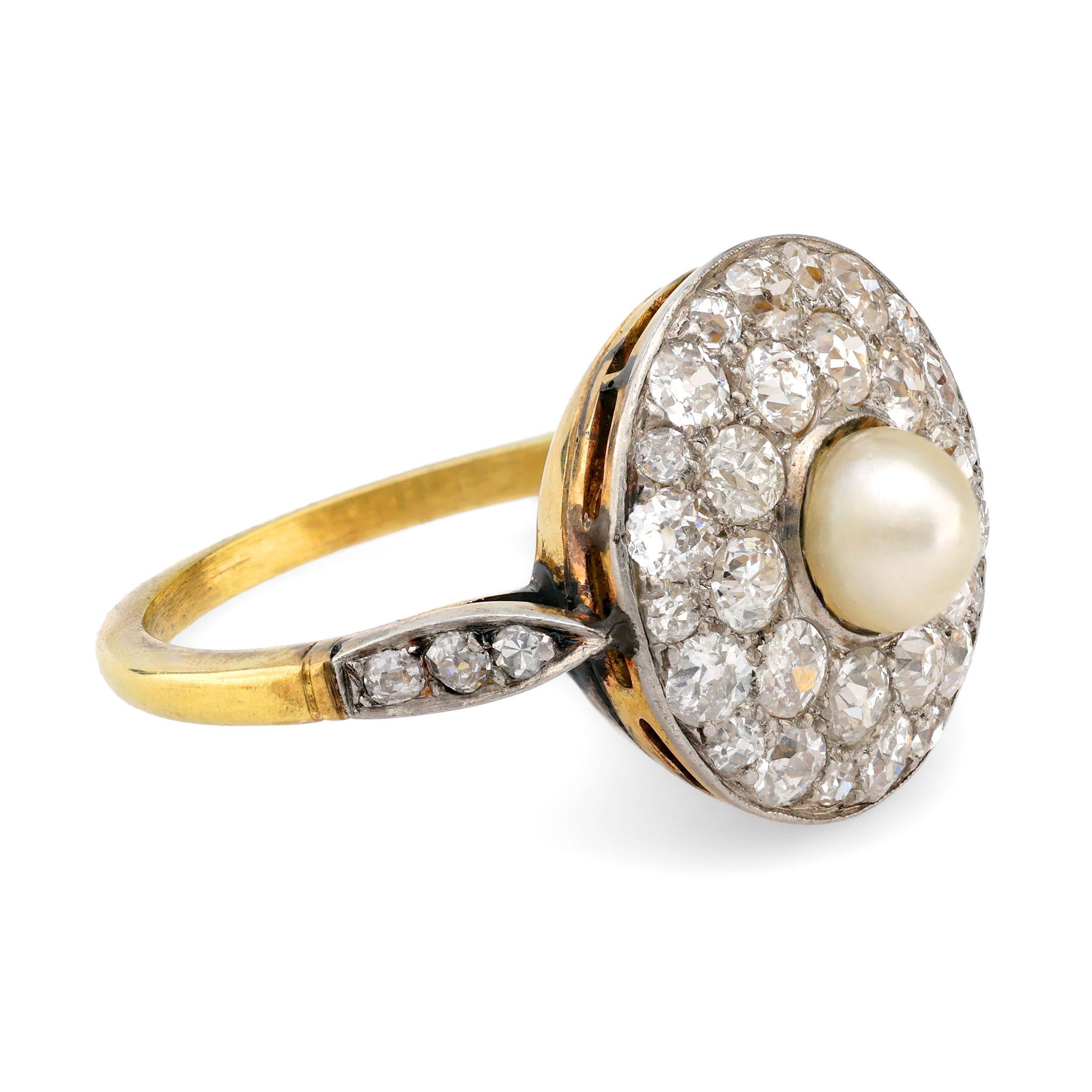 Victorien Bague cible victorienne en or 18 carats et platine avec perles et diamants en vente