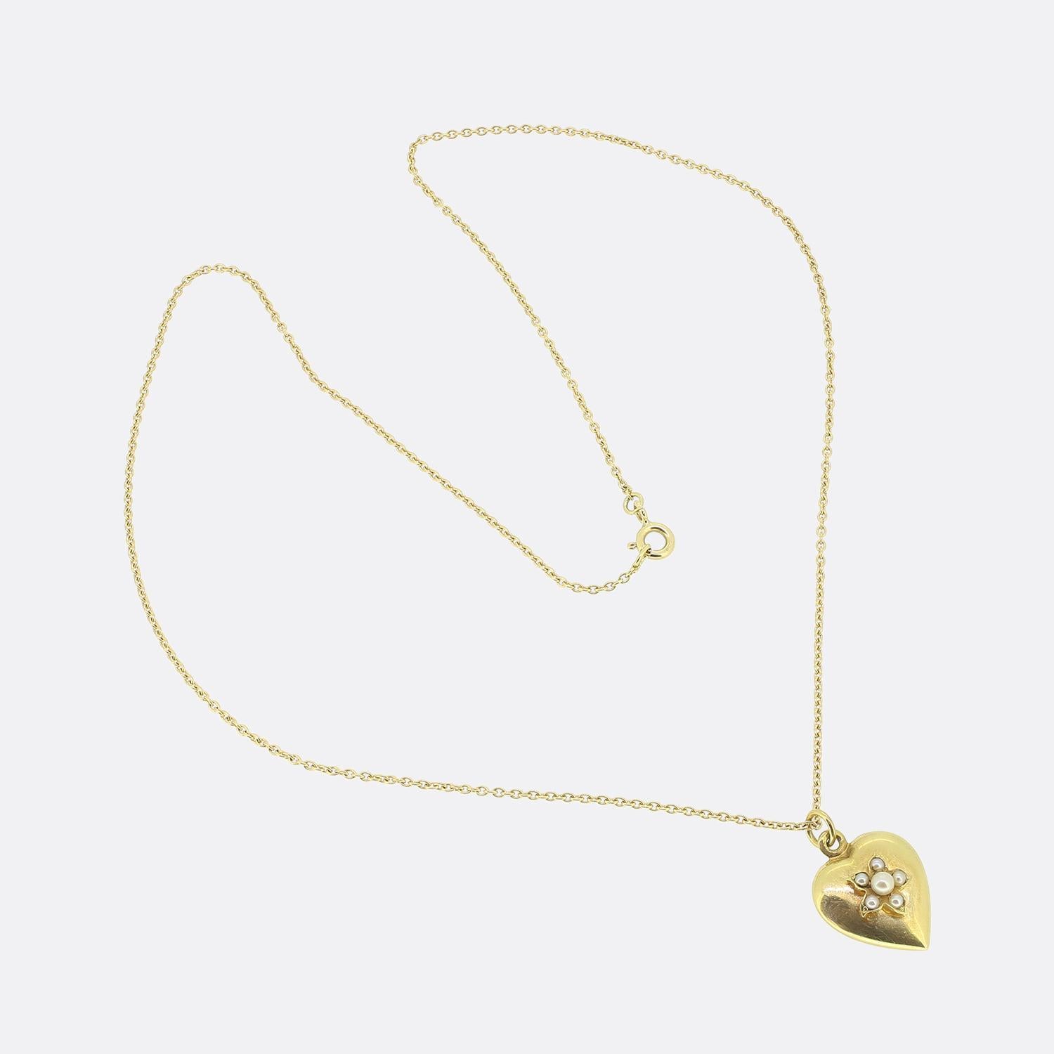 Collier victorien avec pendentif en forme de coeur en perle Bon état - En vente à London, GB