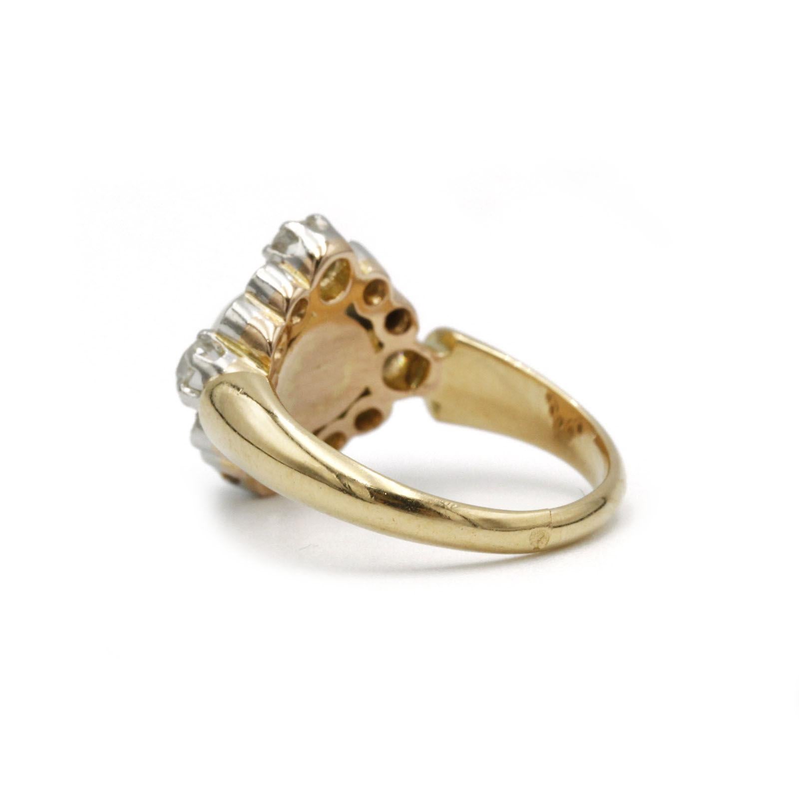 Taglio vecchia miniera Anello vittoriano con perla e diamante Old Mine Cut in oro 18 carati, XIX secolo in vendita