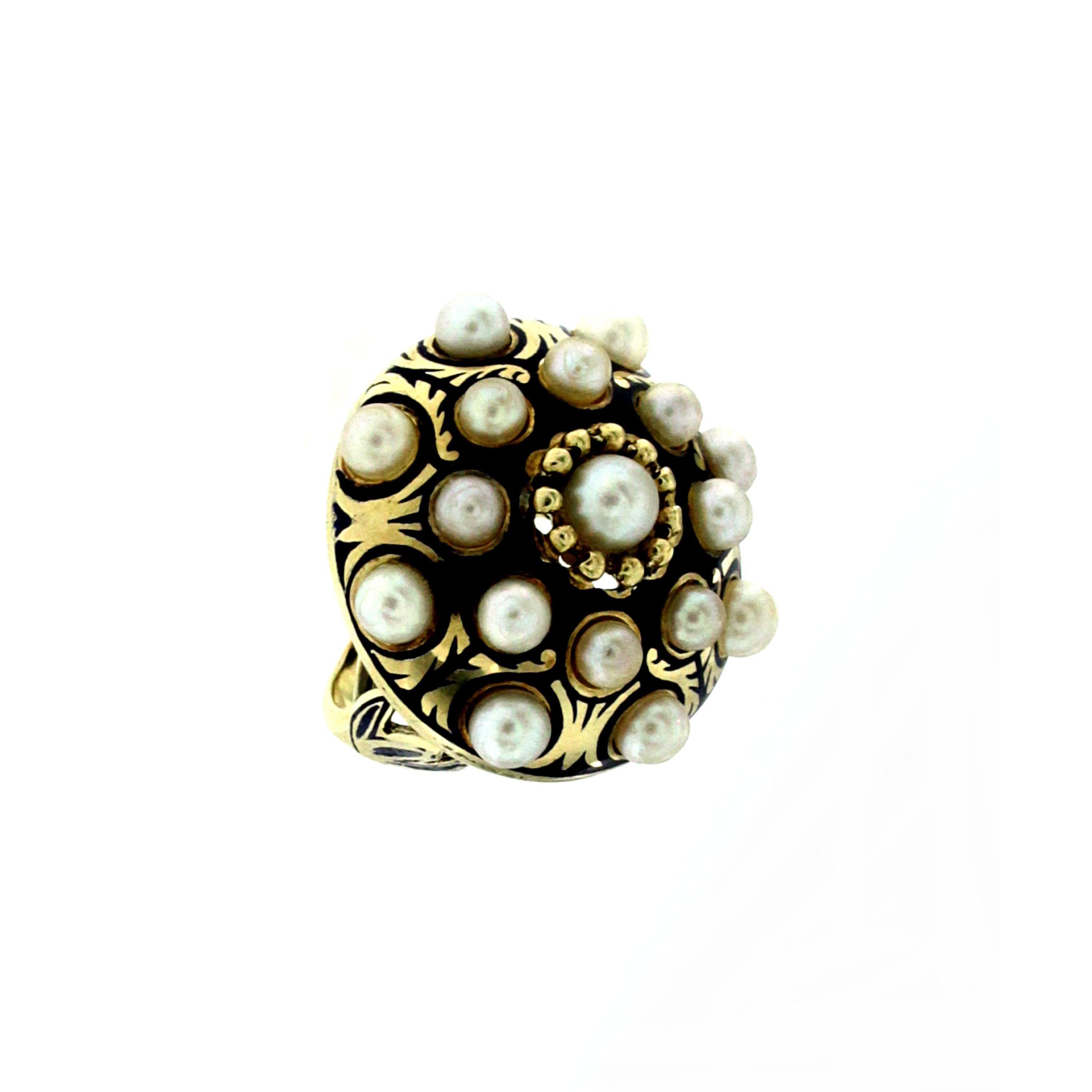 Women's Victorian Pearls Enamel Gold Ring