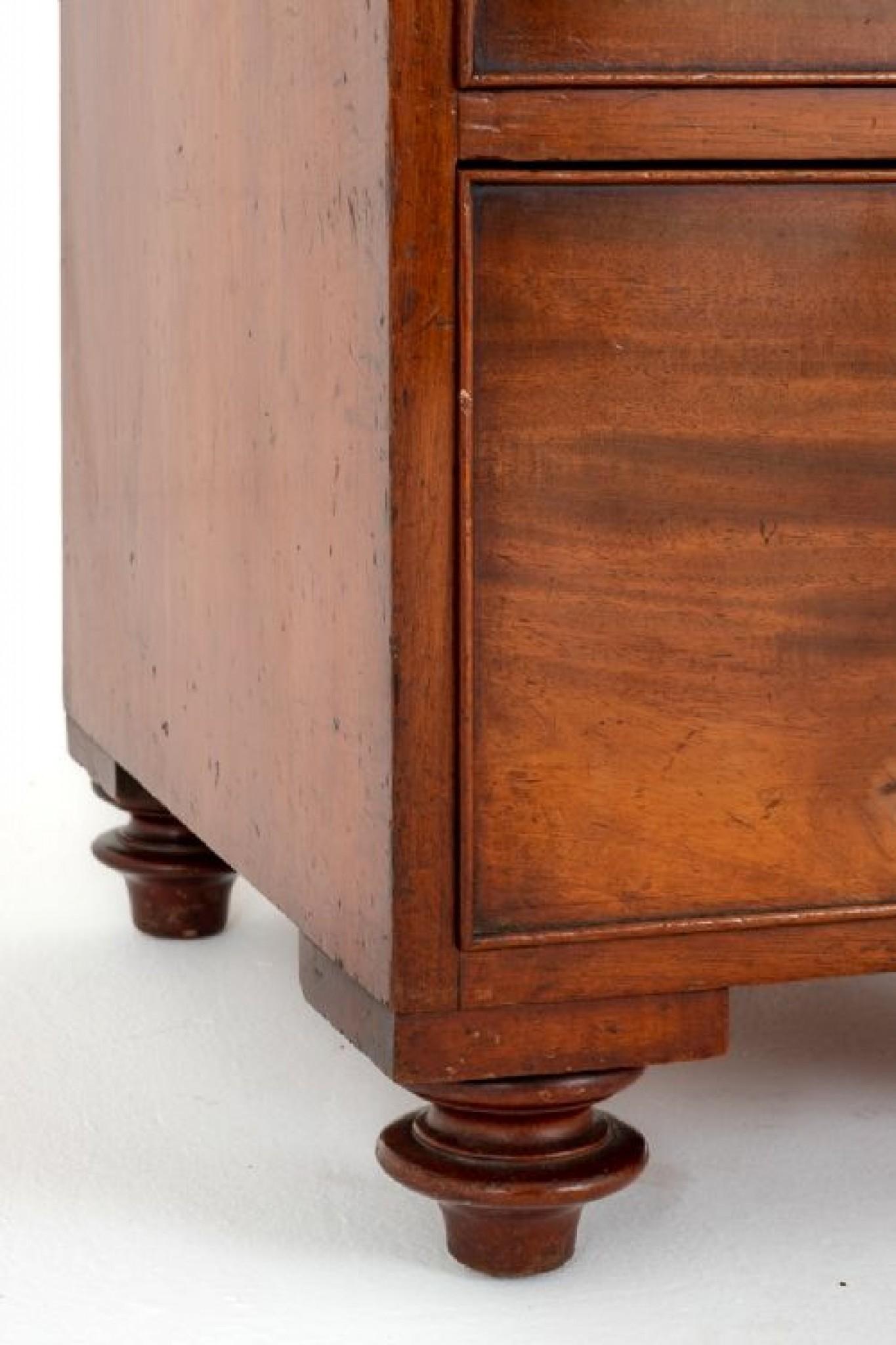 Viktorianischer Pedestal-Schreibtisch Mahagoni 1850 im Angebot 2